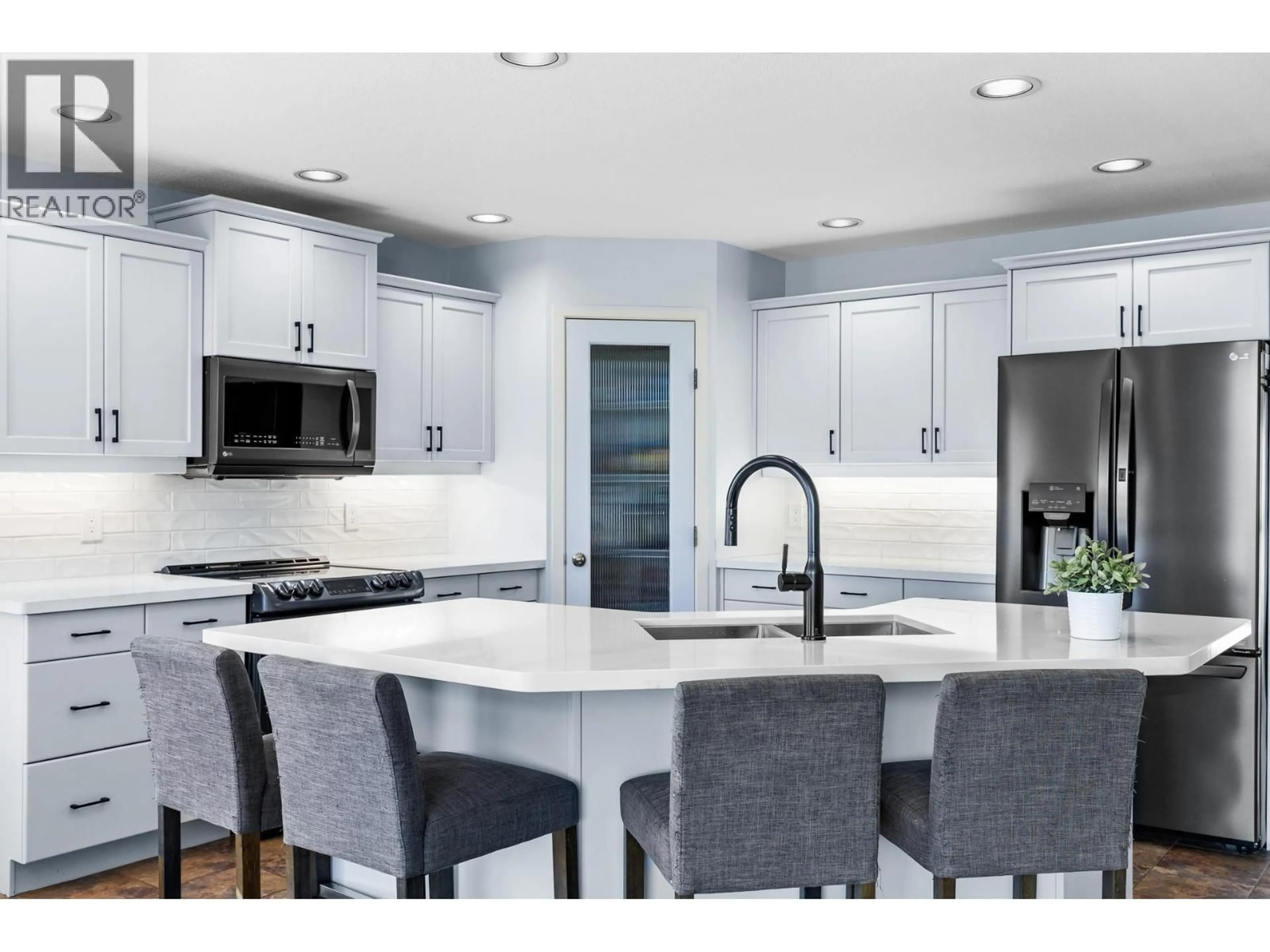 Open concept kitchen, ceramic/tile floor for 2089 ROSE TREE ROAD, West Kelowna British Columbia V1Z4A7