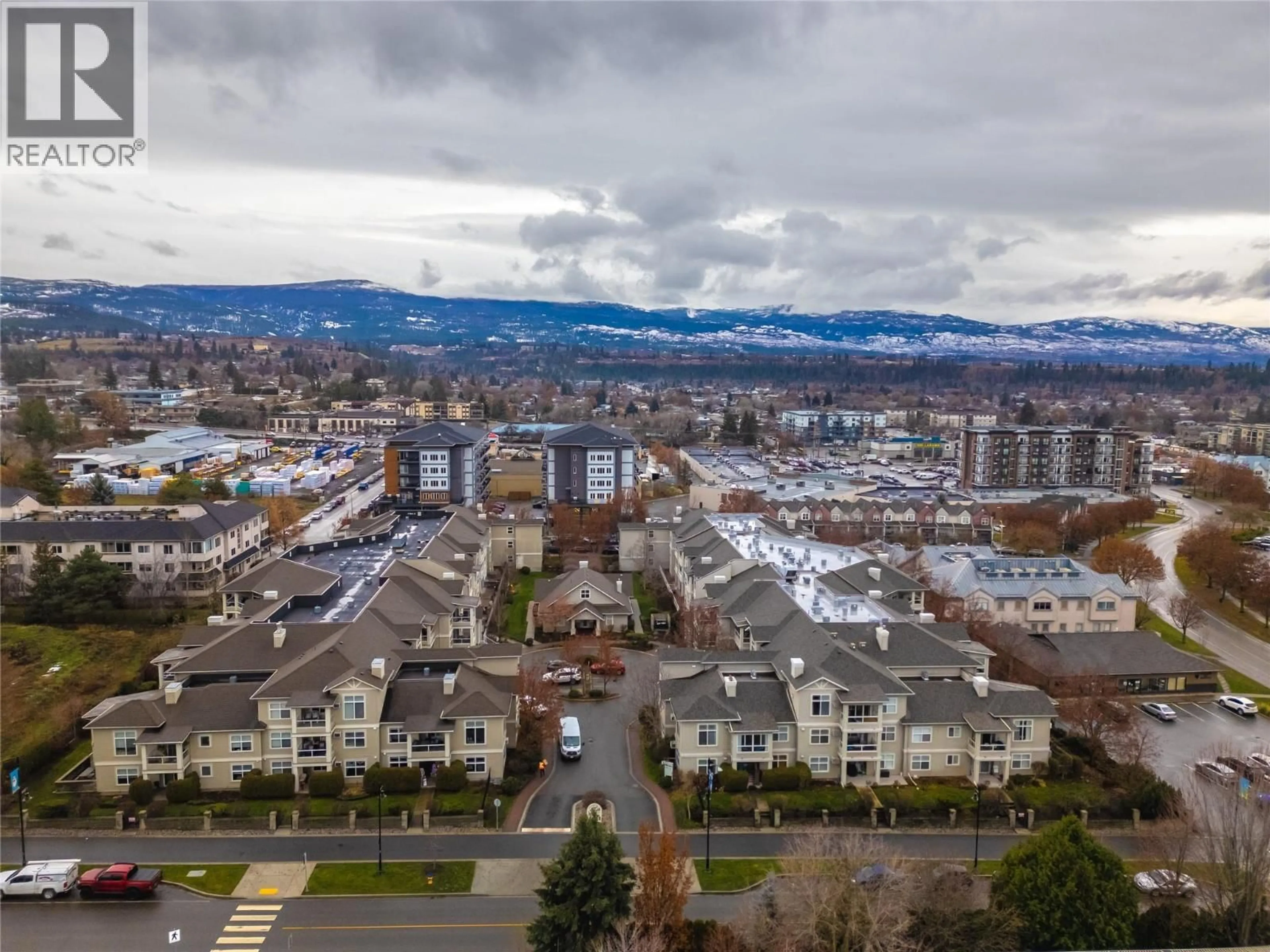A pic from outside/outdoor area/front of a property/back of a property/a pic from drone, city buildings view from balcony for 109 - 515 HOUGHTON ROAD, Kelowna British Columbia V1X7P9