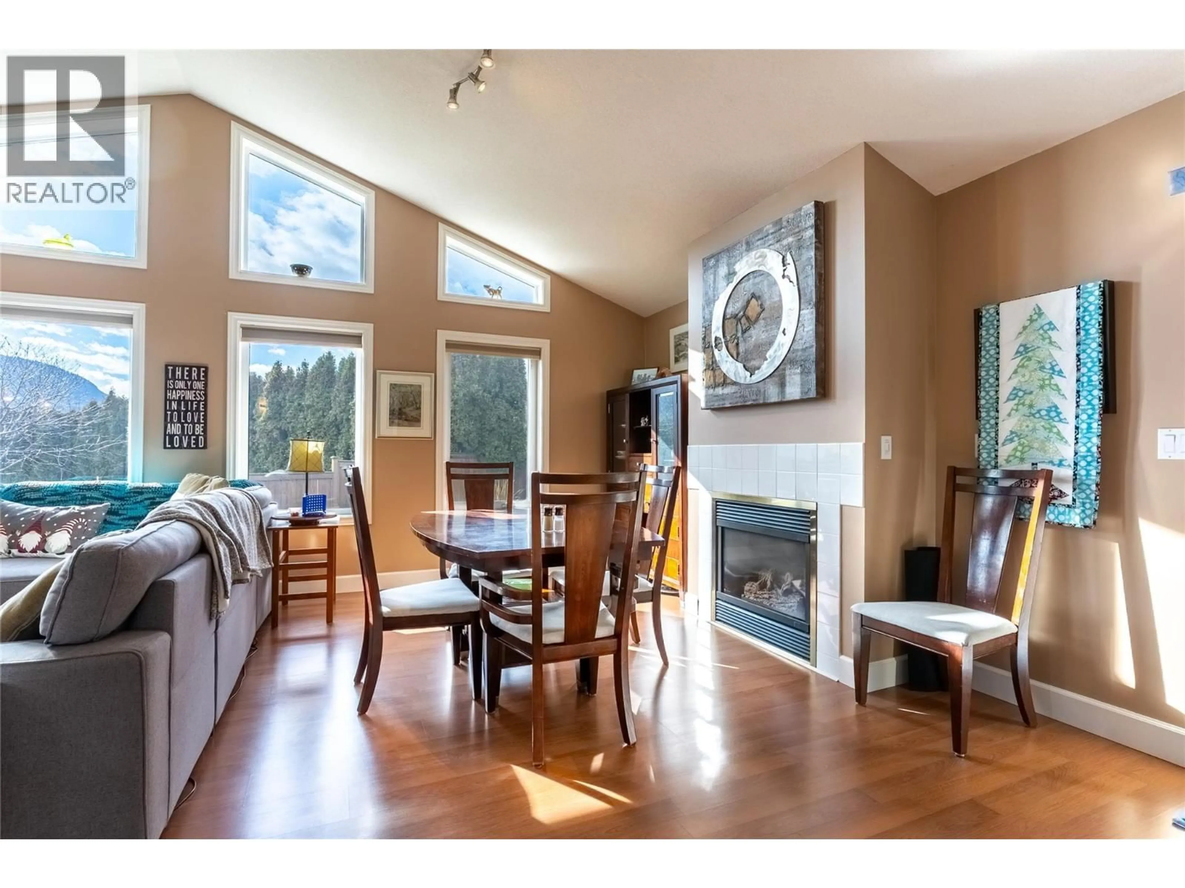 Living room with furniture, wood/laminate floor for 1435 PINE AVENUE, Ashcroft British Columbia V0K1A0