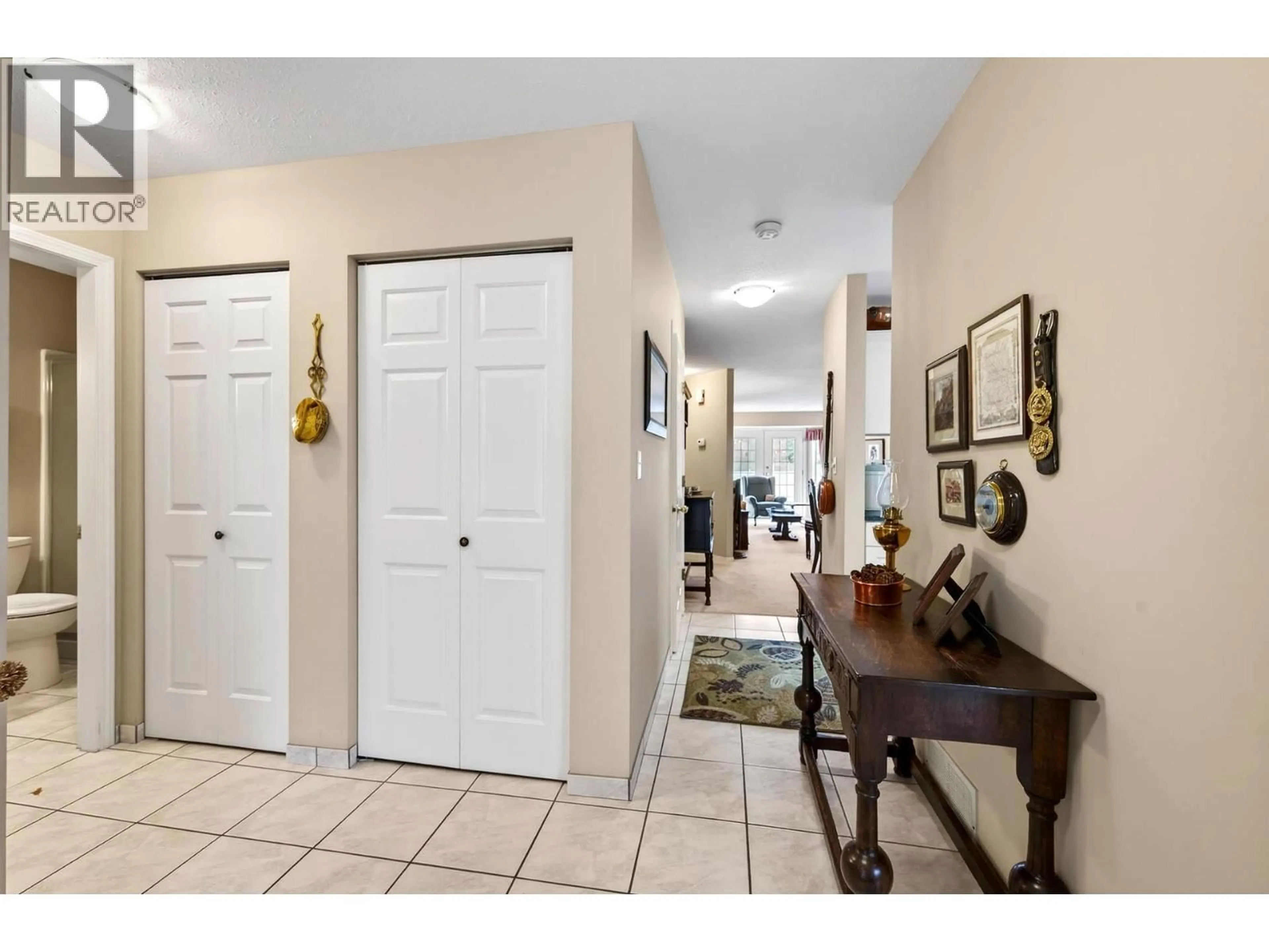 Indoor entryway for #16 - 1750 PACIFIC WAY, Kamloops British Columbia V2E2K8