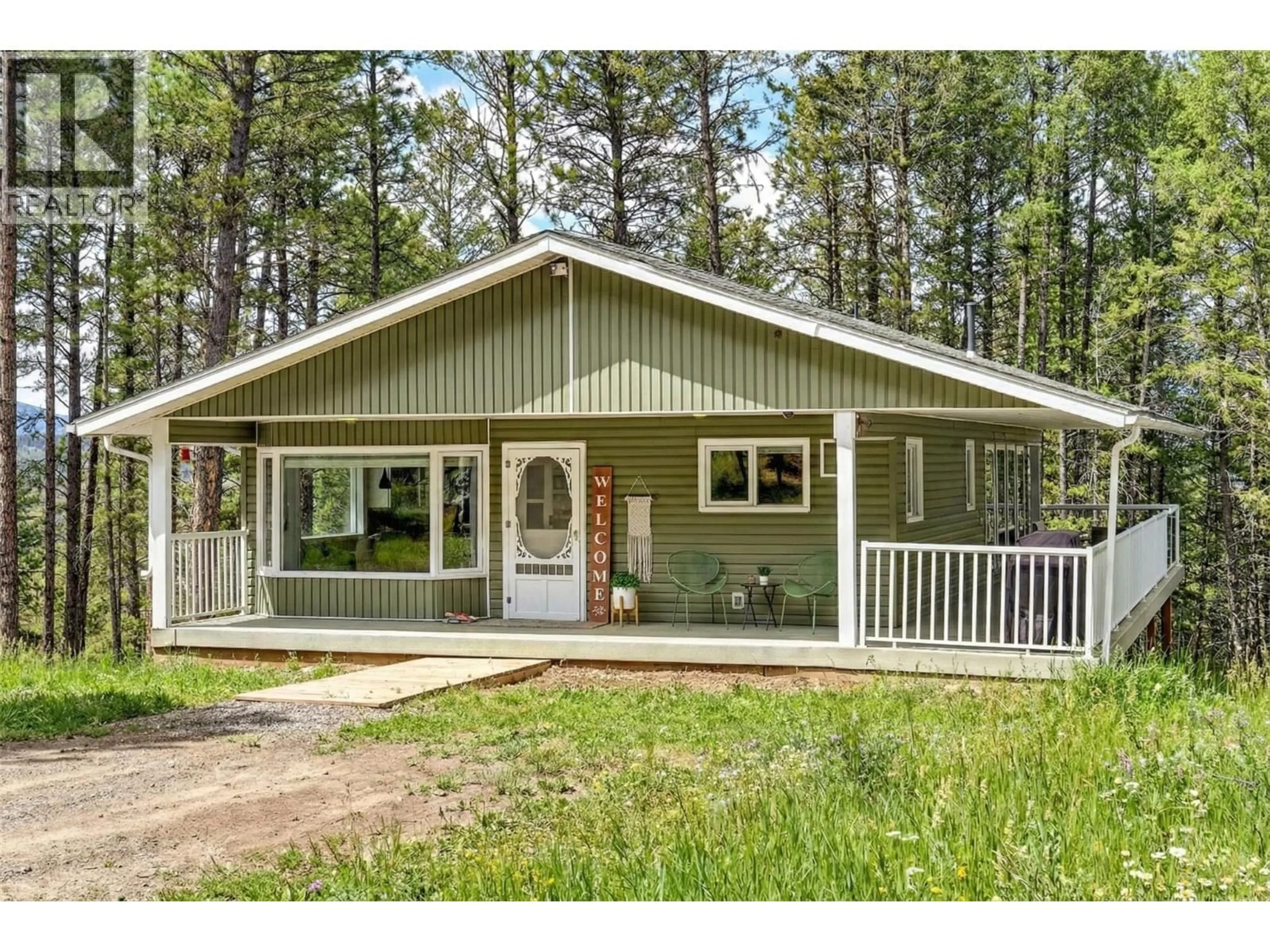 Home with vinyl exterior material, unknown for 1668 TRANQUILITY ROAD, Baynes Lake British Columbia V0B1T4