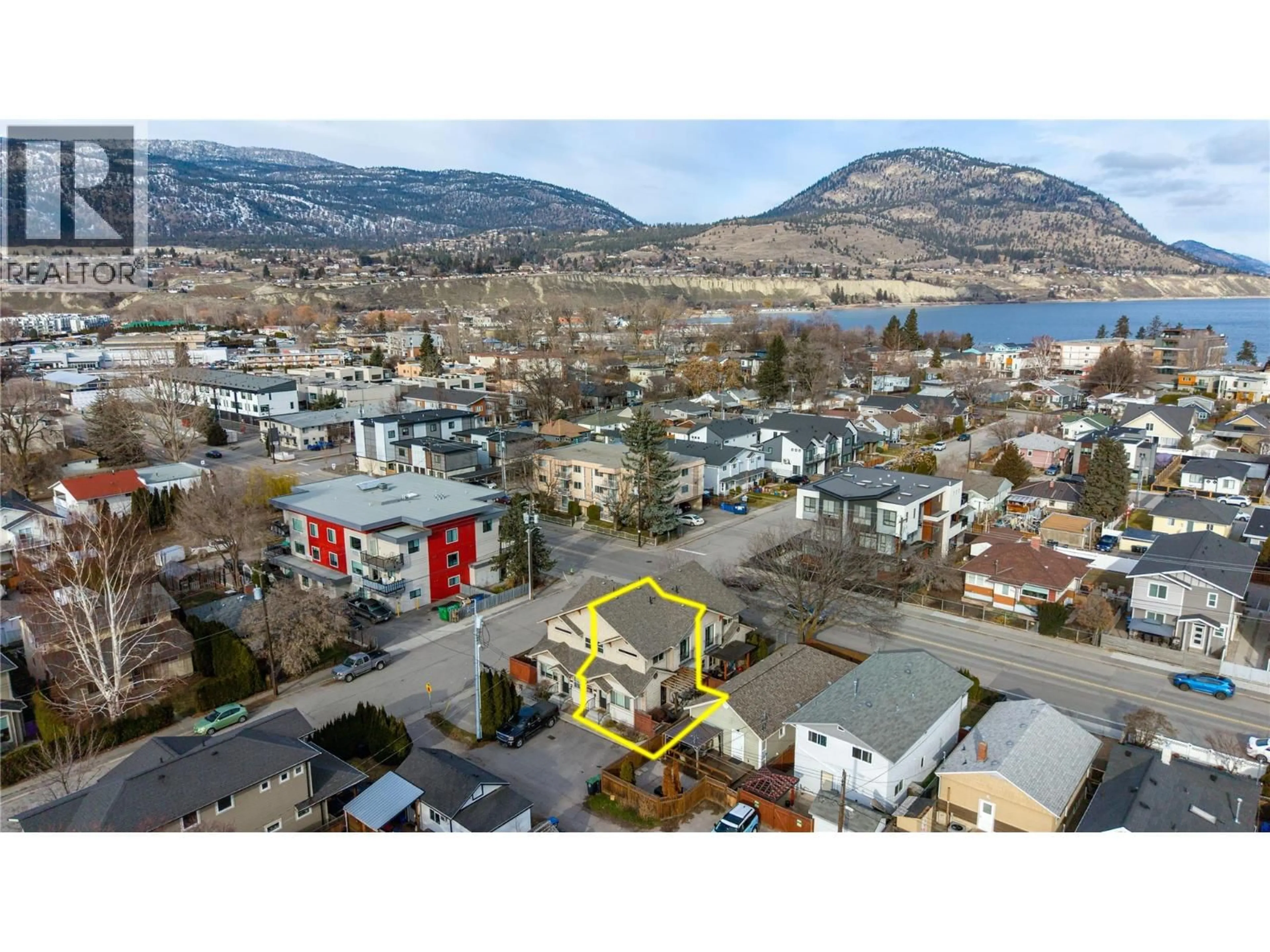 A pic from outside/outdoor area/front of a property/back of a property/a pic from drone, unknown for 102 - 584 WESTMINSTER AVENUE WEST, Penticton British Columbia V2A1K6