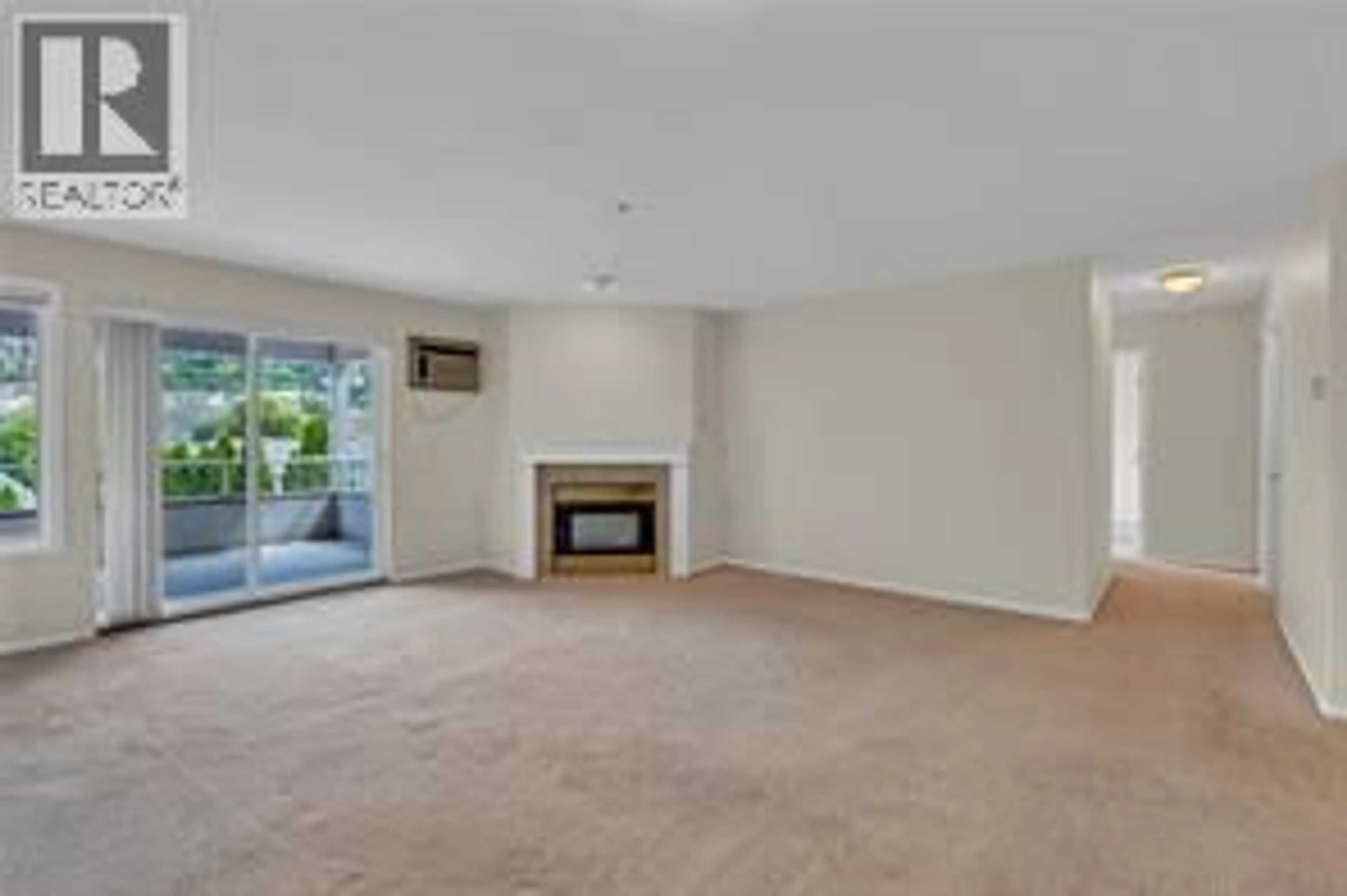 A pic of a room for 306 - 3310 SKAHA LAKE ROAD, Penticton British Columbia V2A6G4