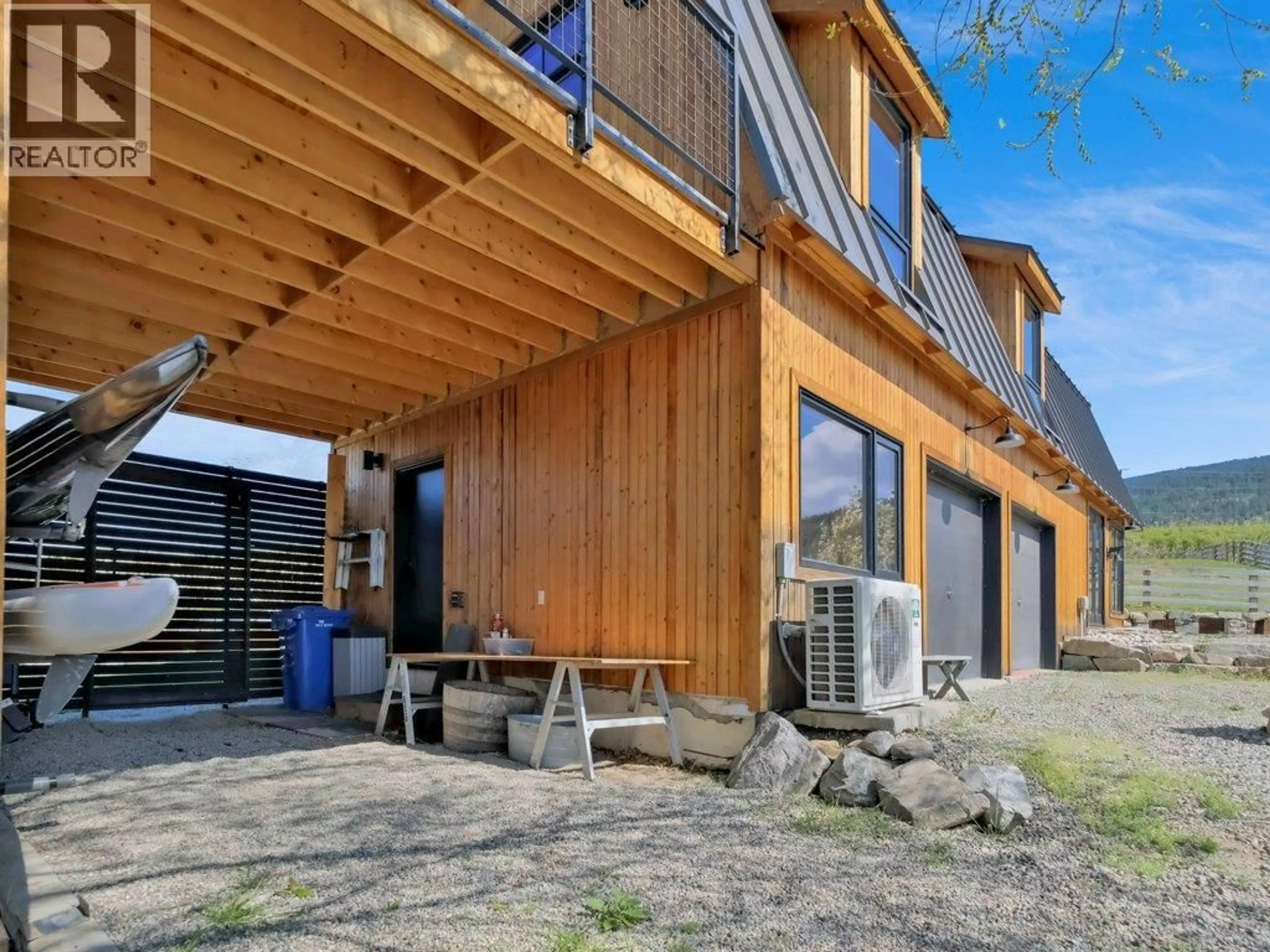 Patio, street for 620 BOOTHE ROAD, Naramata British Columbia V0H1N1