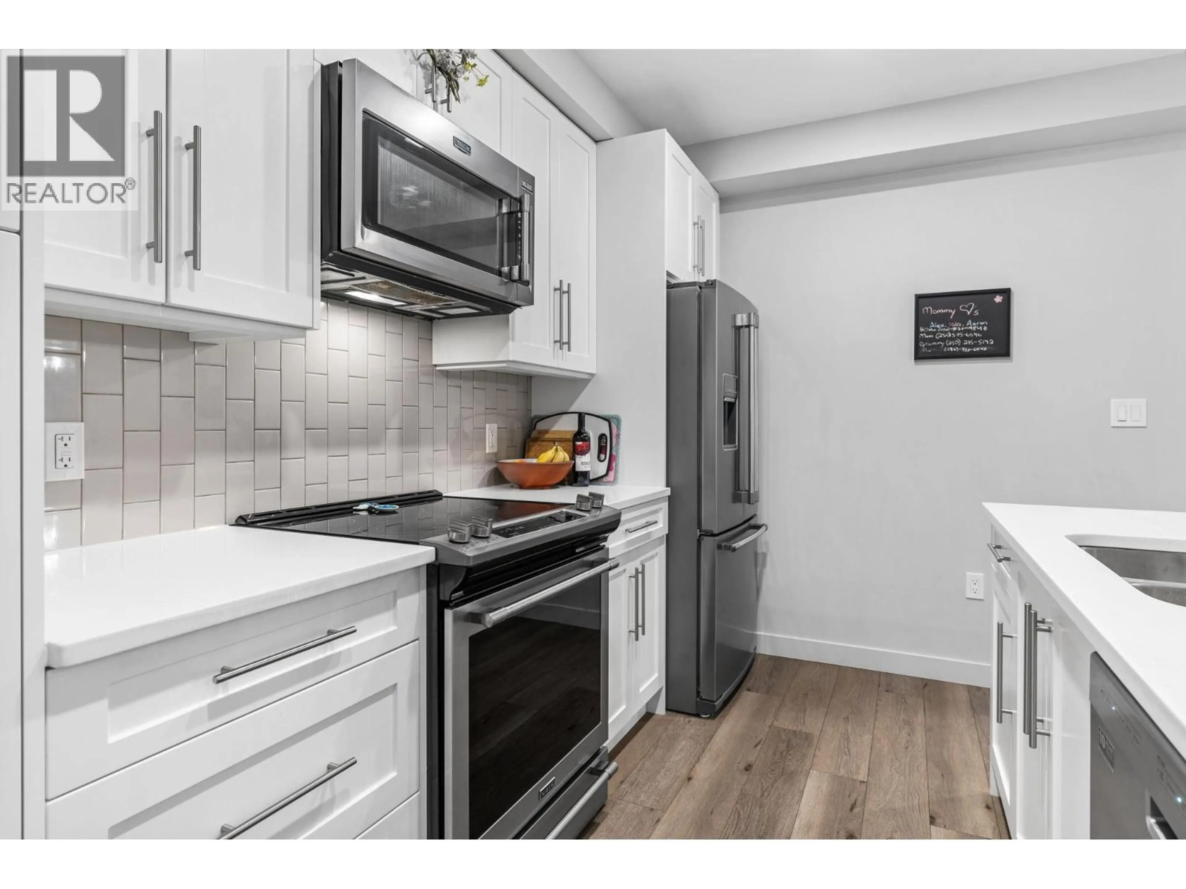 Standard kitchen, unknown for 106 - 3630 MISSION SPRINGS DRIVE, Kelowna British Columbia V1W0B2