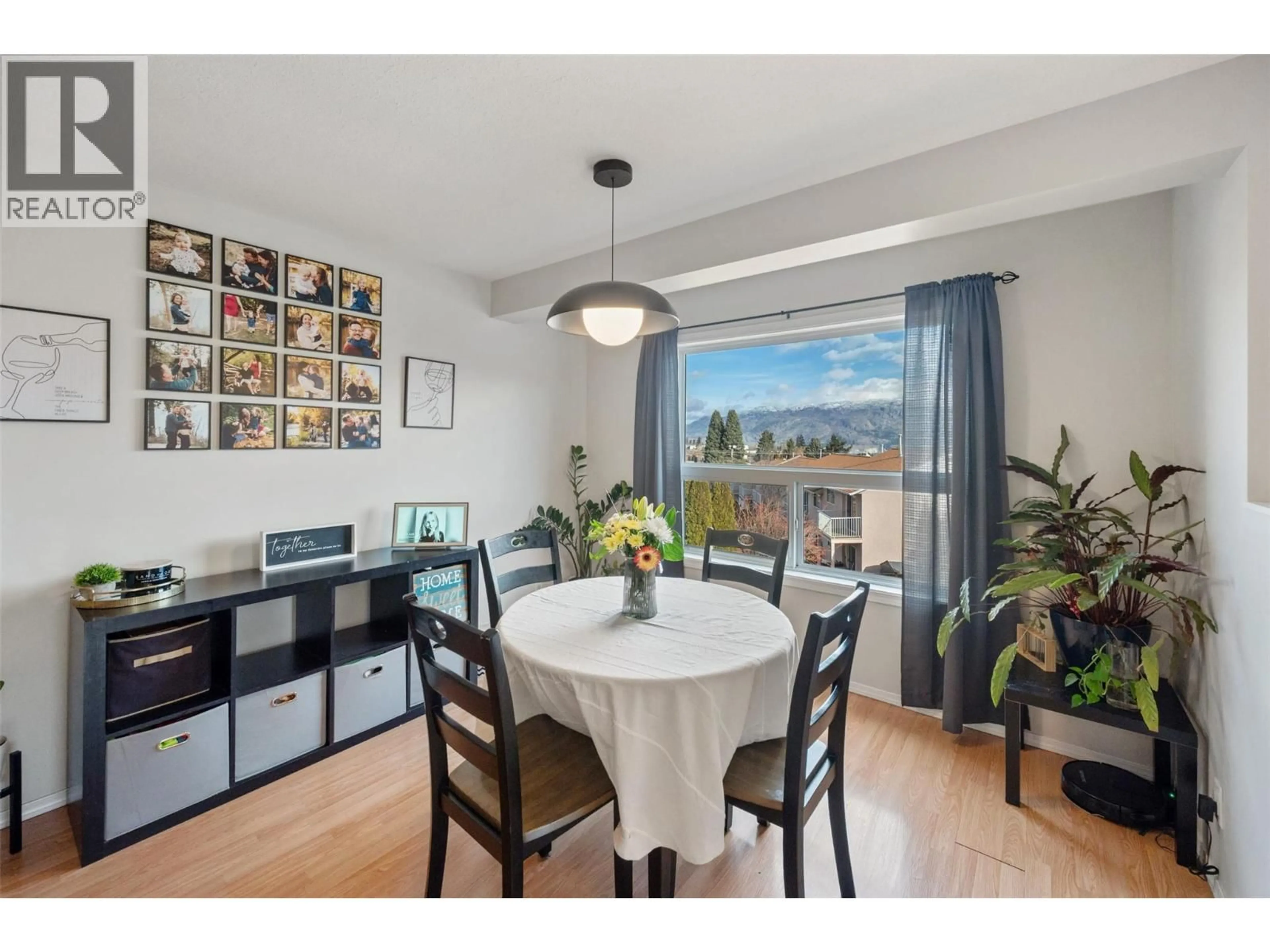 Dining room, wood/laminate floor for 26 - 7915 HESPELER ROAD, Summerland British Columbia V0H1Z4