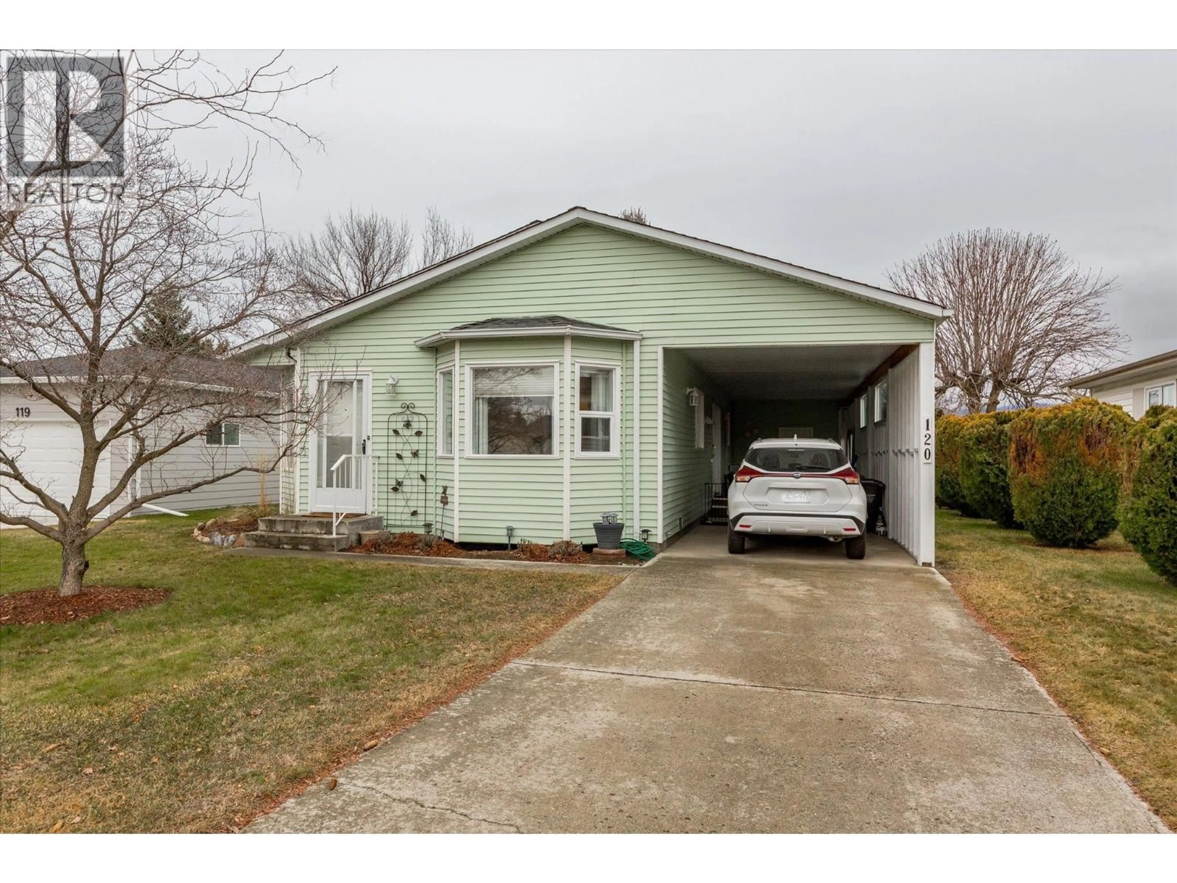 Indoor garage for 120 - 1255 RAYMER AVENUE, Kelowna British Columbia V1W3S3