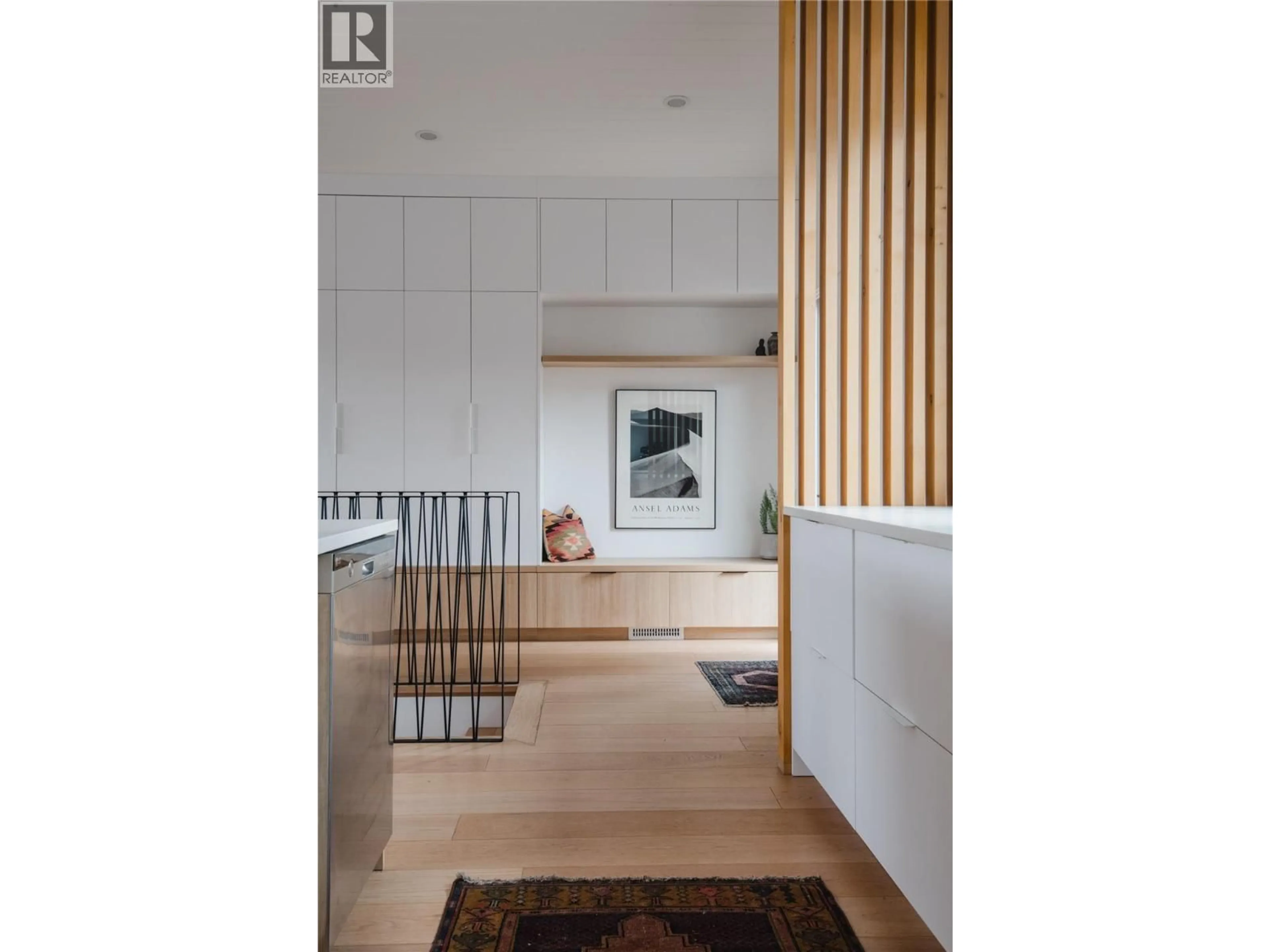 Indoor entryway for 7200 WYATT WAY, Vernon British Columbia V1B1R3