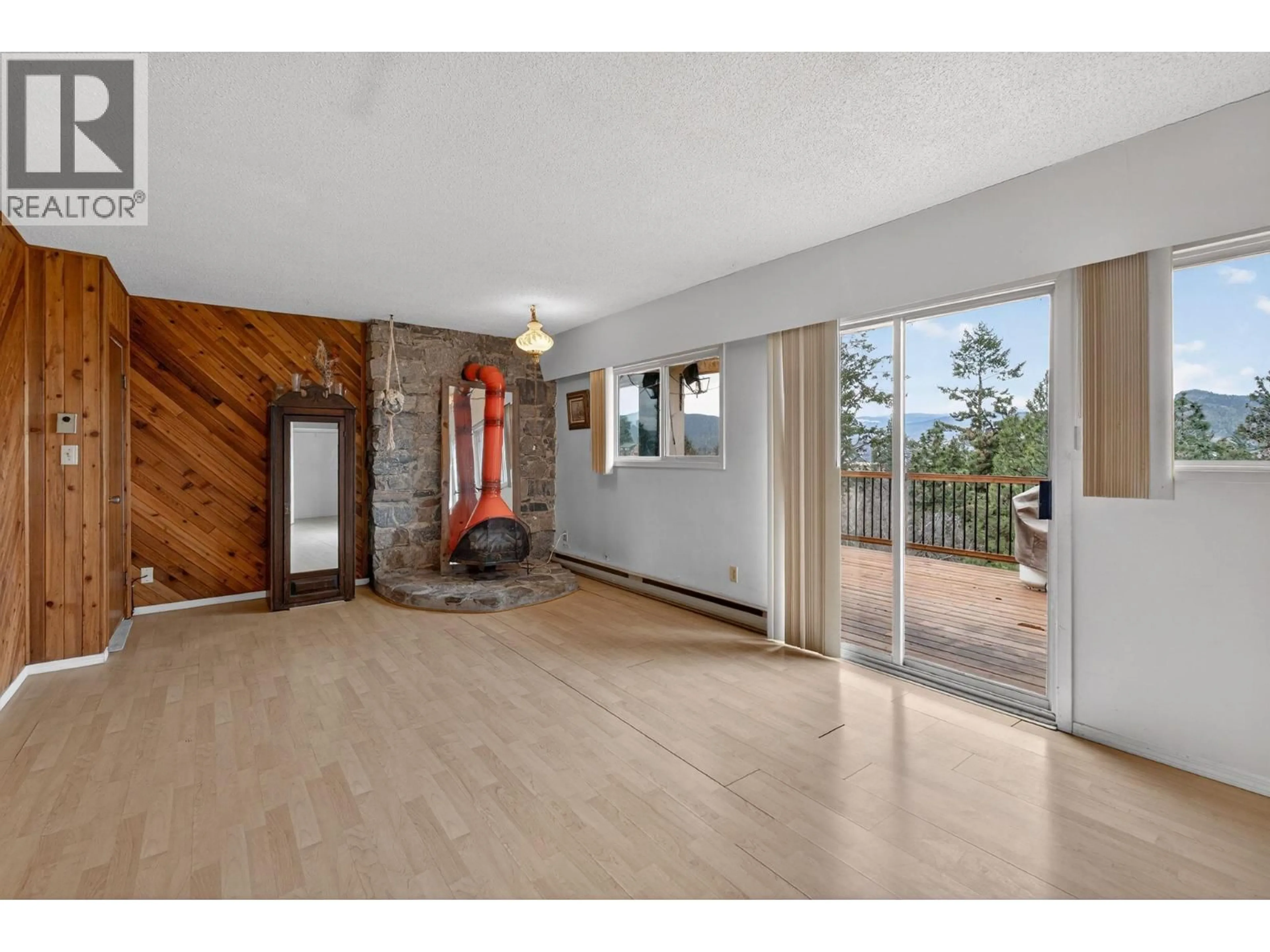 Unknown for 3305 MCGIBNEY ROAD, Naramata British Columbia V0H1N0