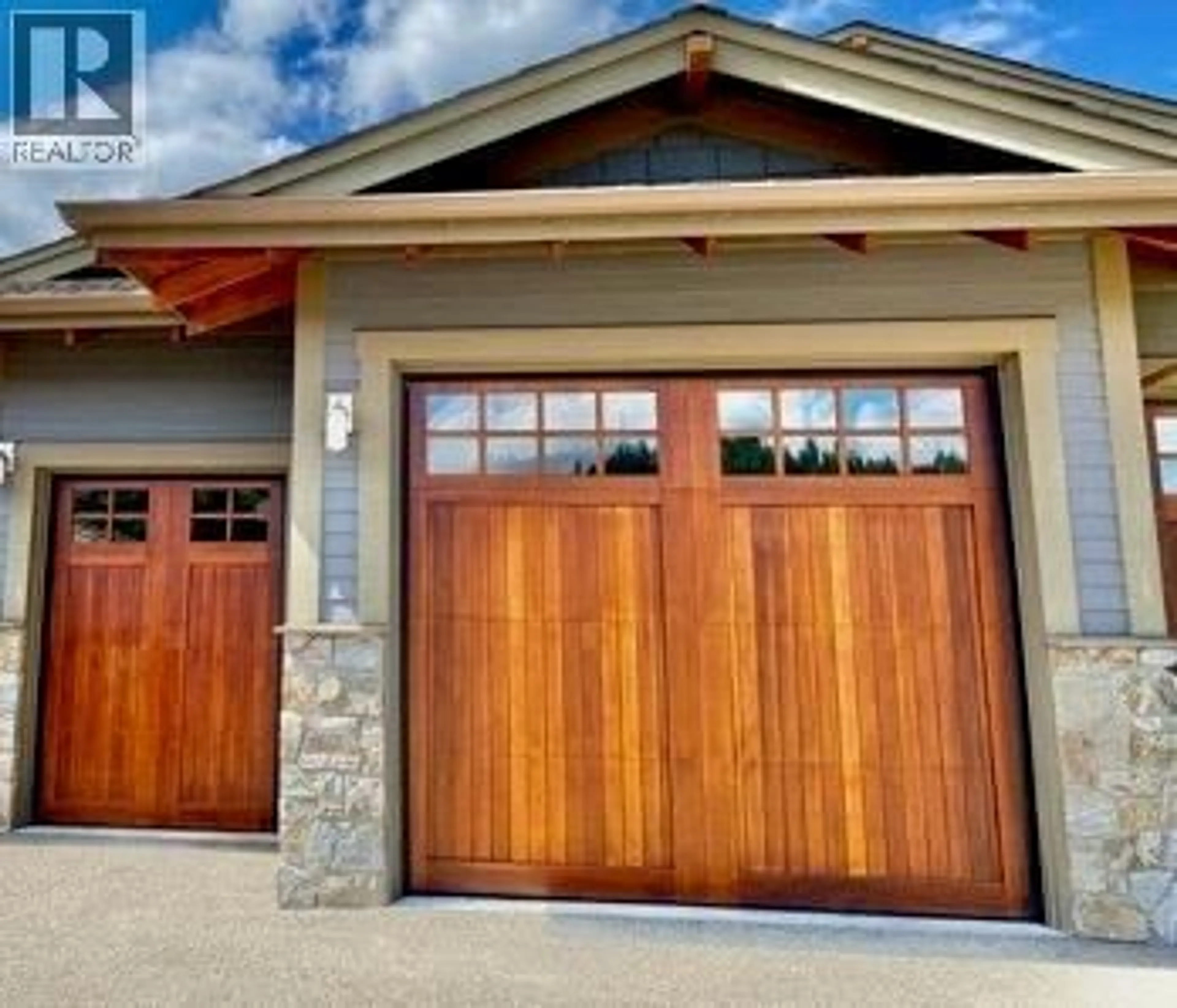 Indoor garage for 3H - 101 DORMIE DRIVE, Vernon British Columbia V1H1Y6