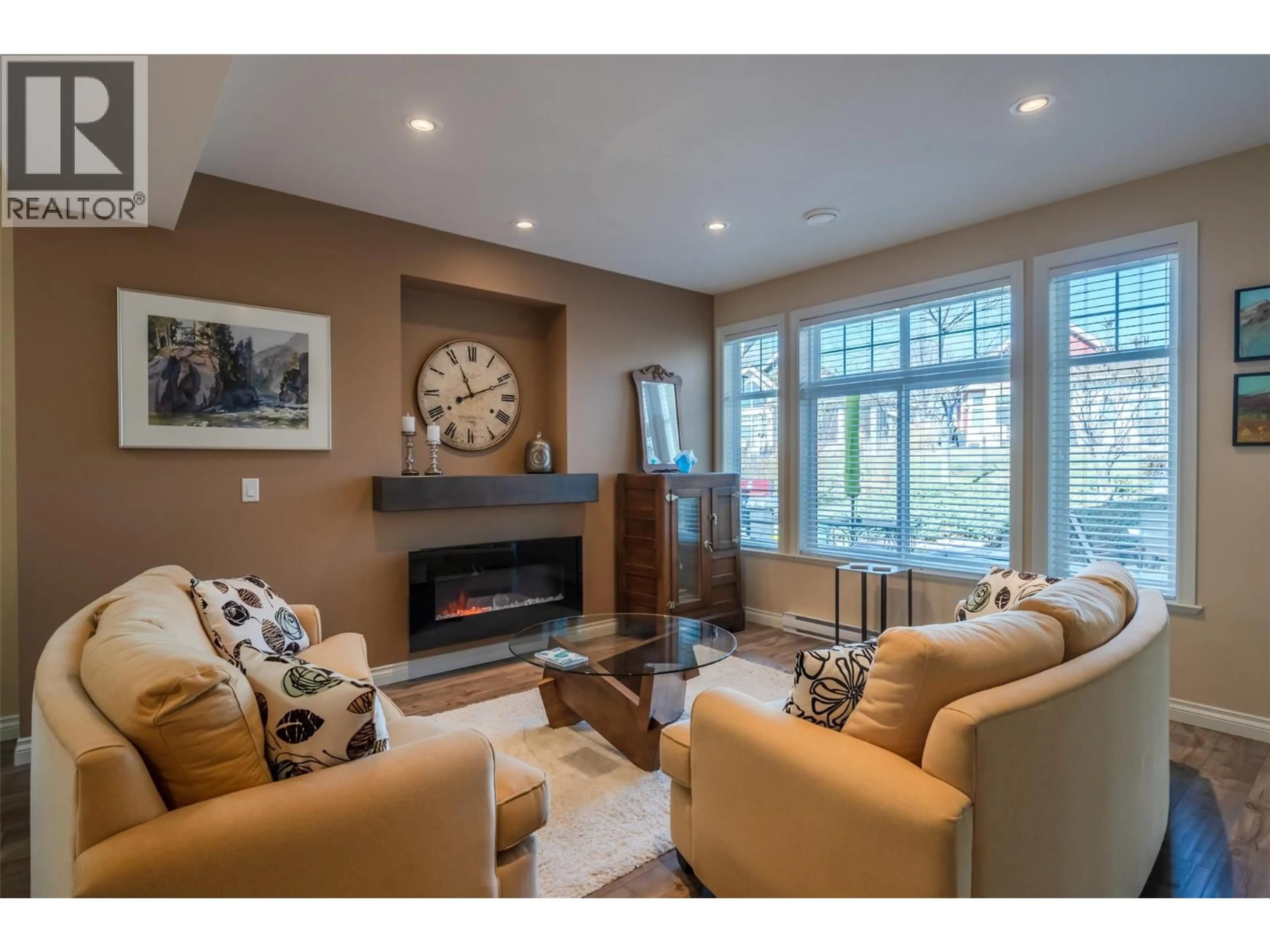 Living room with furniture, unknown for 116 - 2450 RADIO TOWER ROAD, Oliver British Columbia V0H1T1