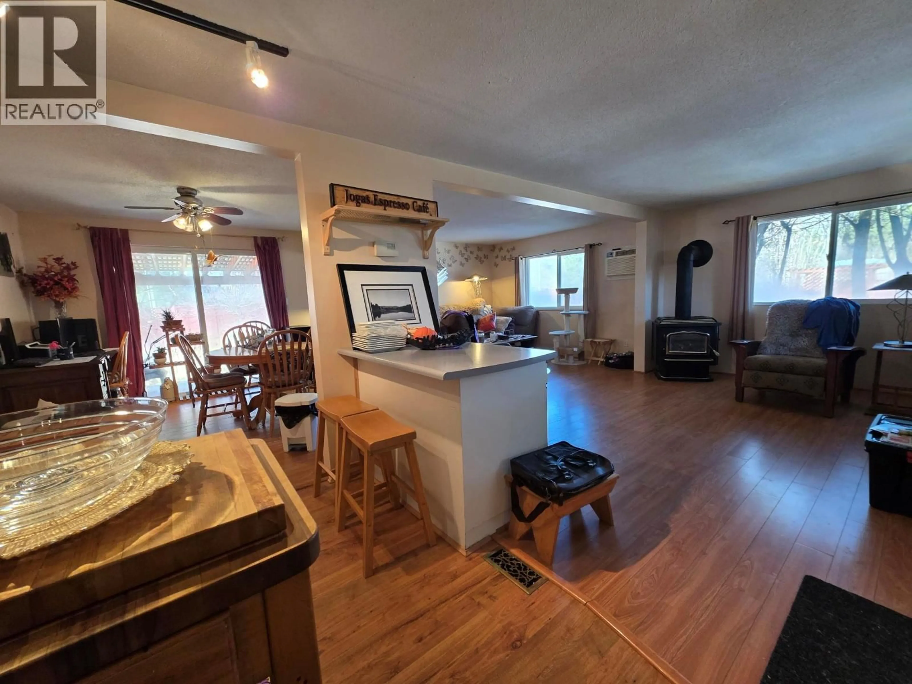 Open concept kitchen, unknown for 4300 VICTORIA AVENUE EAST, Grand Forks British Columbia V0H1H5