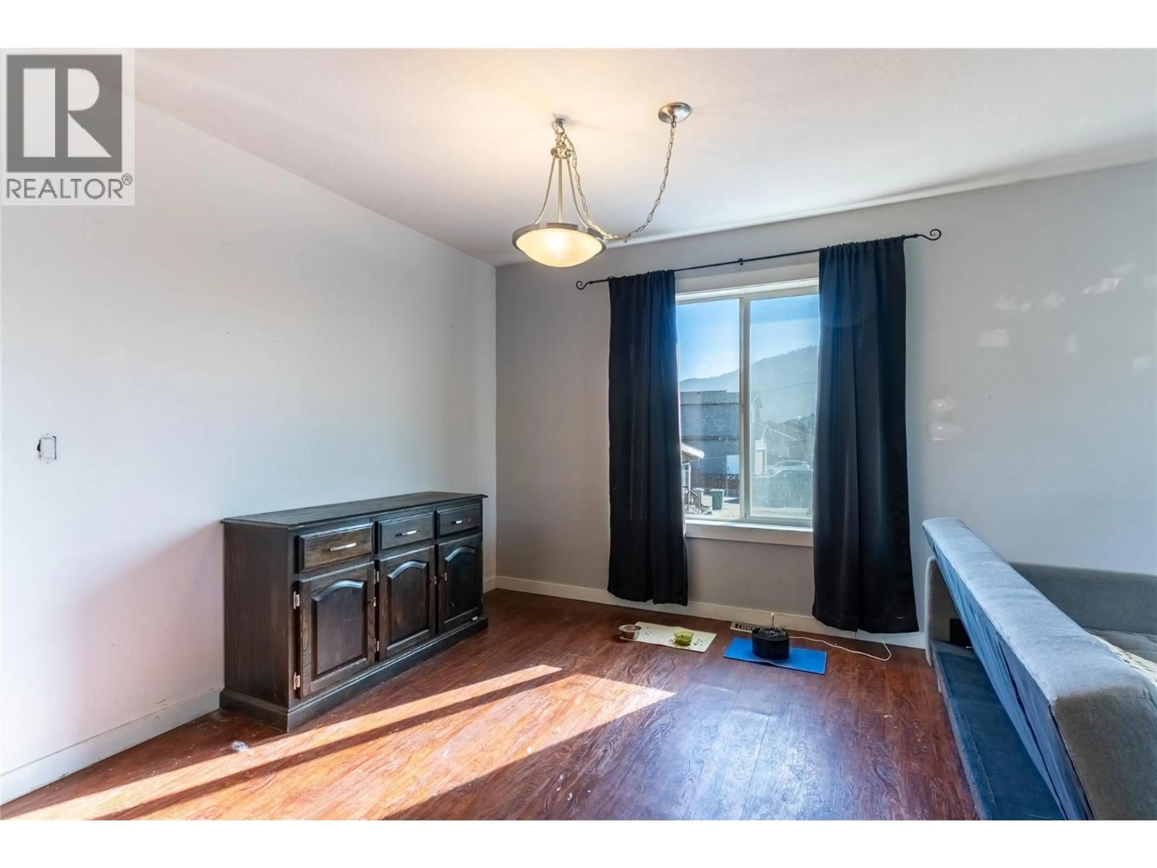 A pic of a room for 881 EVERGREEN PLACE, Kamloops British Columbia V2B5M7