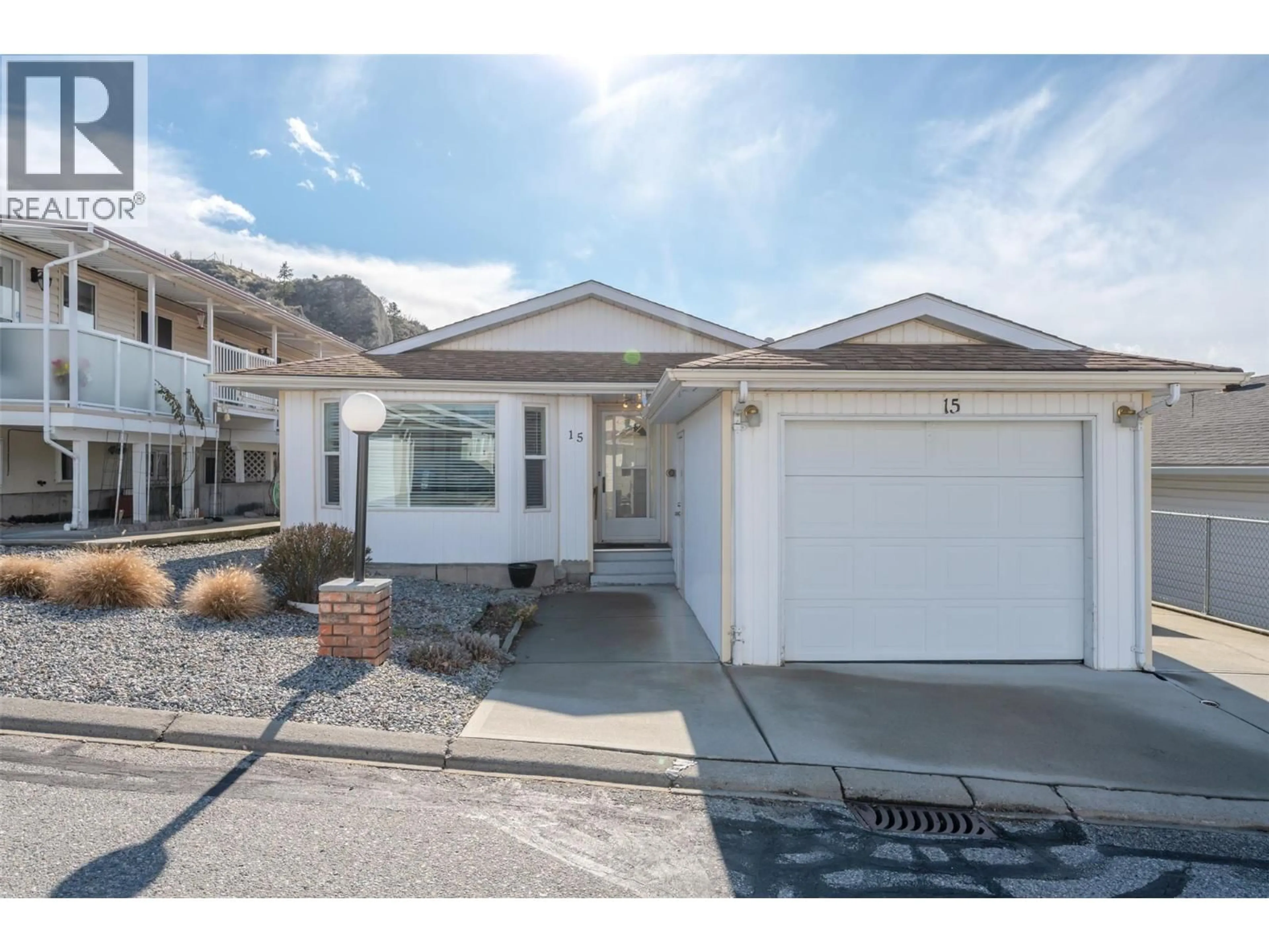 Home with vinyl exterior material, street for 15 - 3096 SOUTH MAIN STREET, Penticton British Columbia V2A8C1
