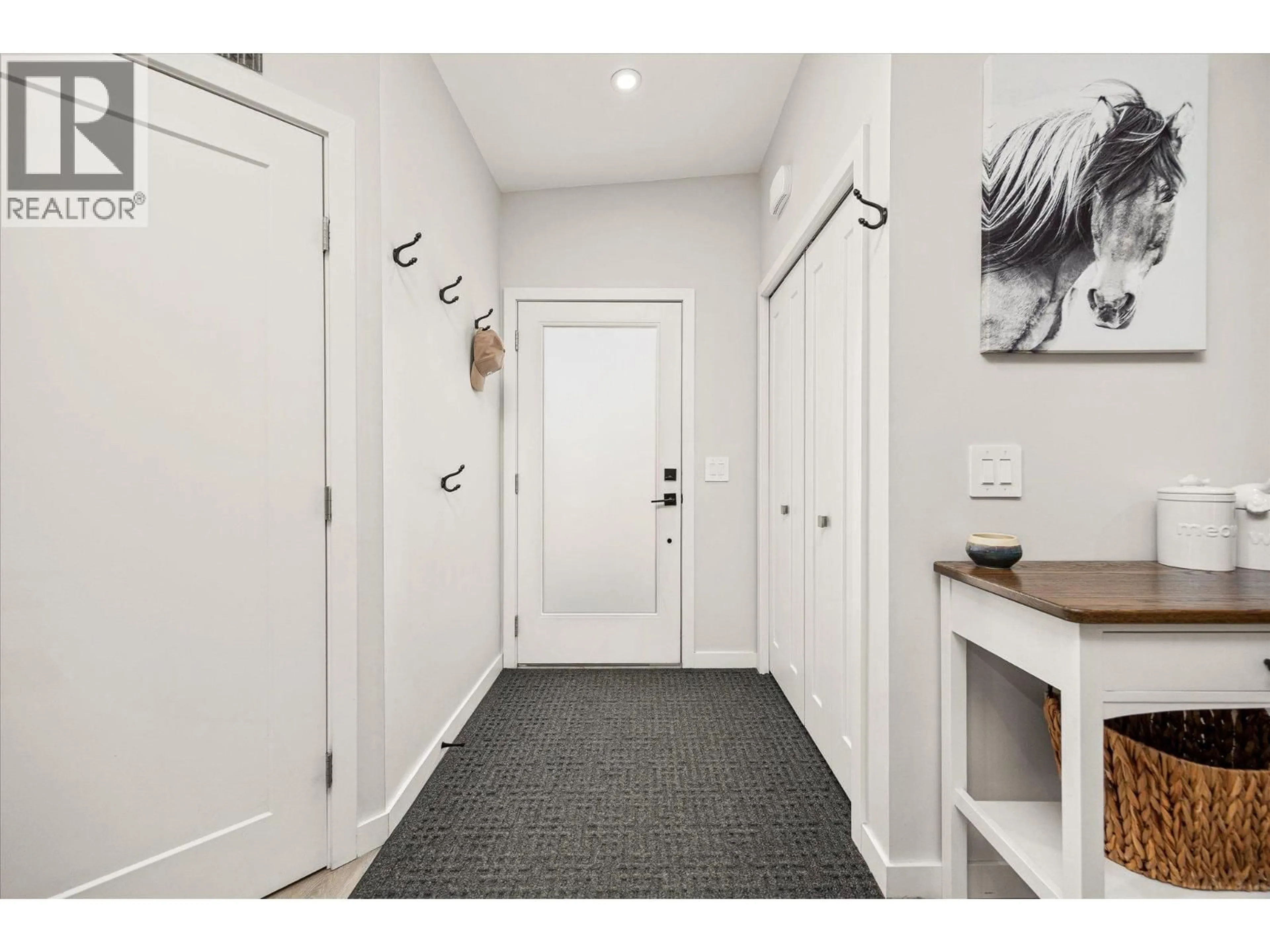 Indoor entryway for 37 - 8900 JIM BAILEY ROAD, Kelowna British Columbia V4V1S4