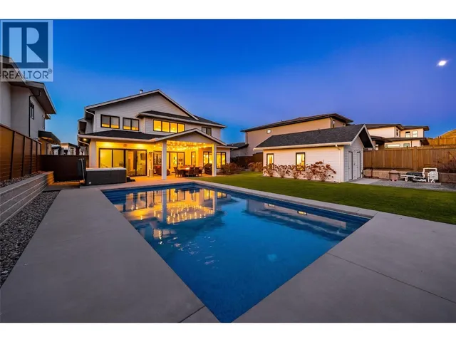 415 HAWK HILL DRIVE, Kelowna 2