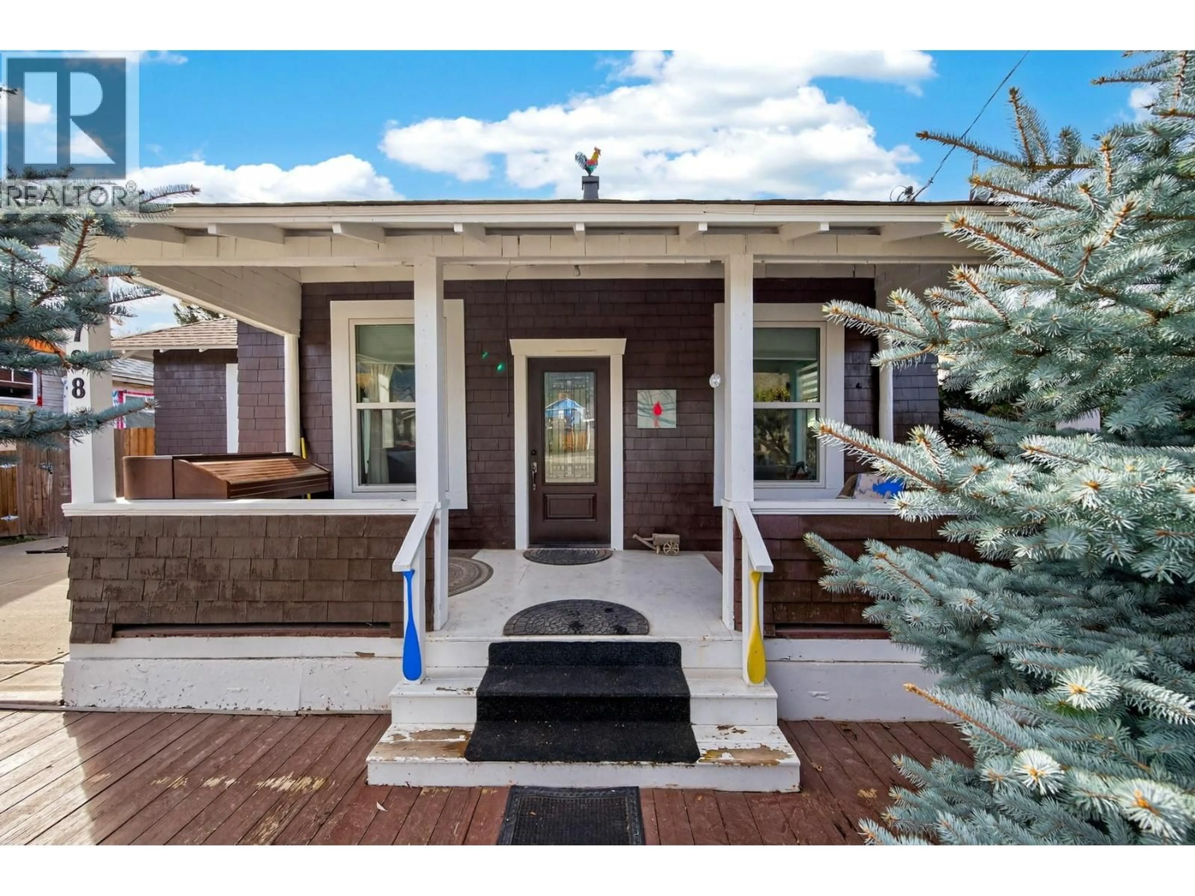 Home with vinyl exterior material, street for 1768 GRANITE AVENUE, Merritt British Columbia V1K1B8