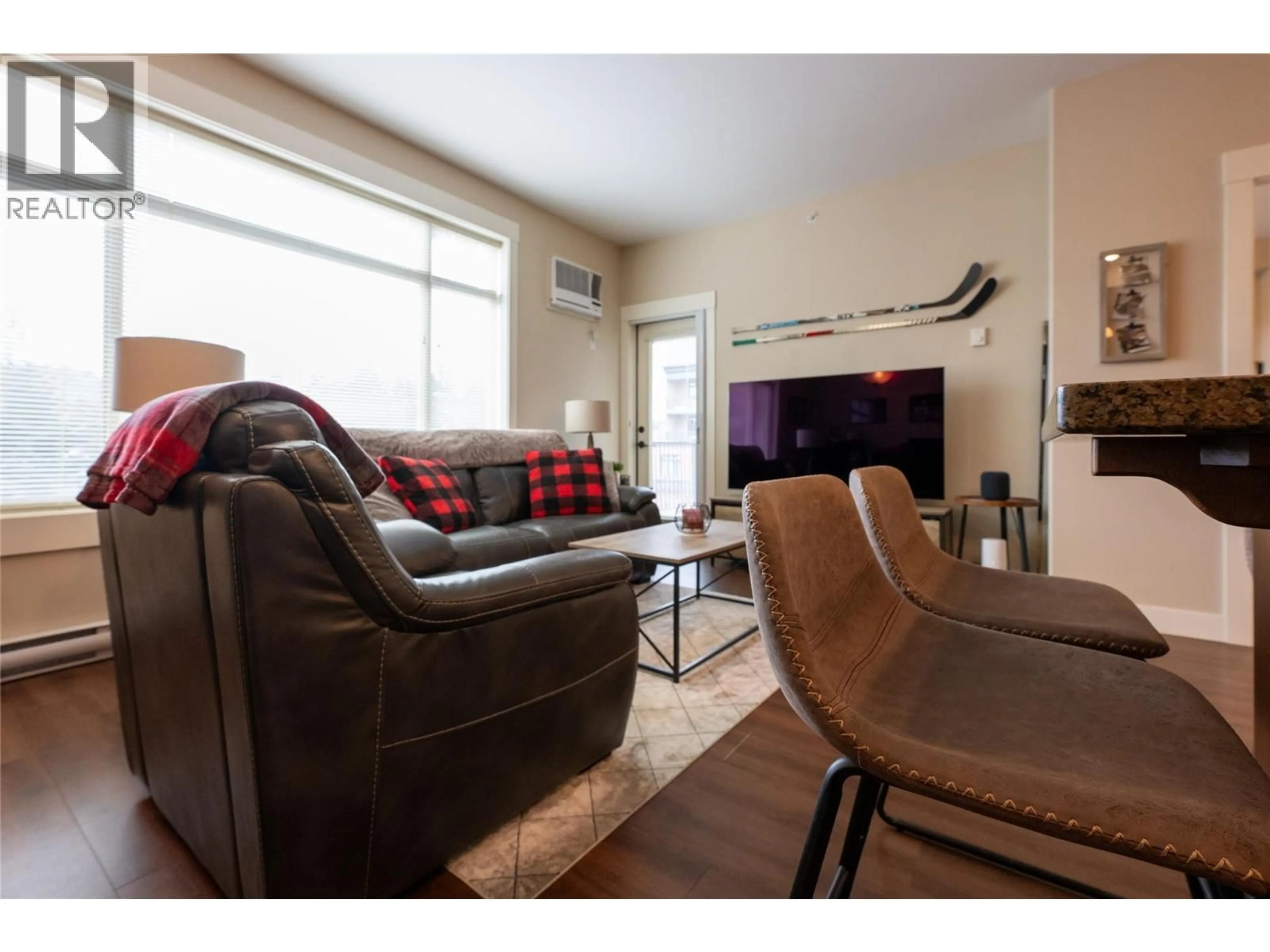 Living room with furniture, unknown for 403 - 755 MCGILL ROAD, Kamloops British Columbia V2C0B6