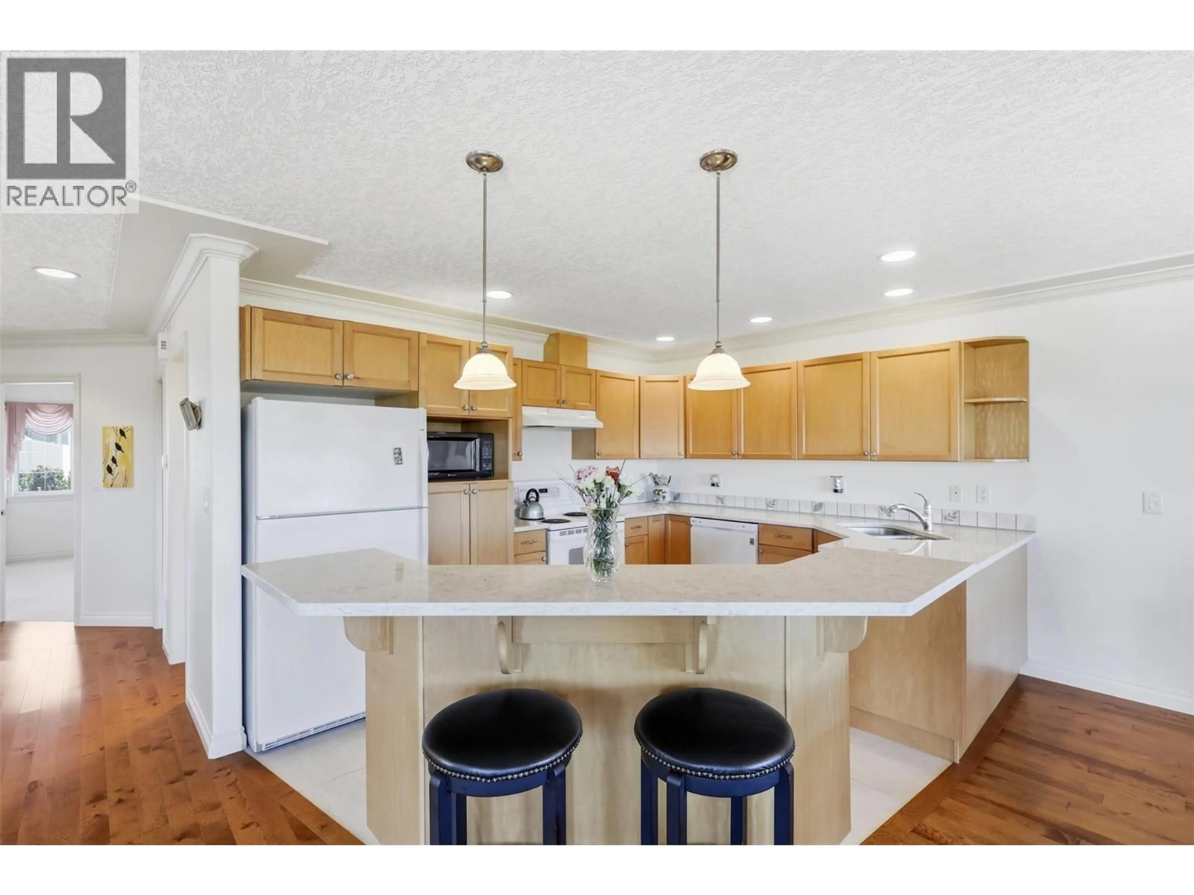 Open concept kitchen, unknown for 18 - 2210 QU'APPELLE BOULEVARD, Kamloops British Columbia V2E2S4