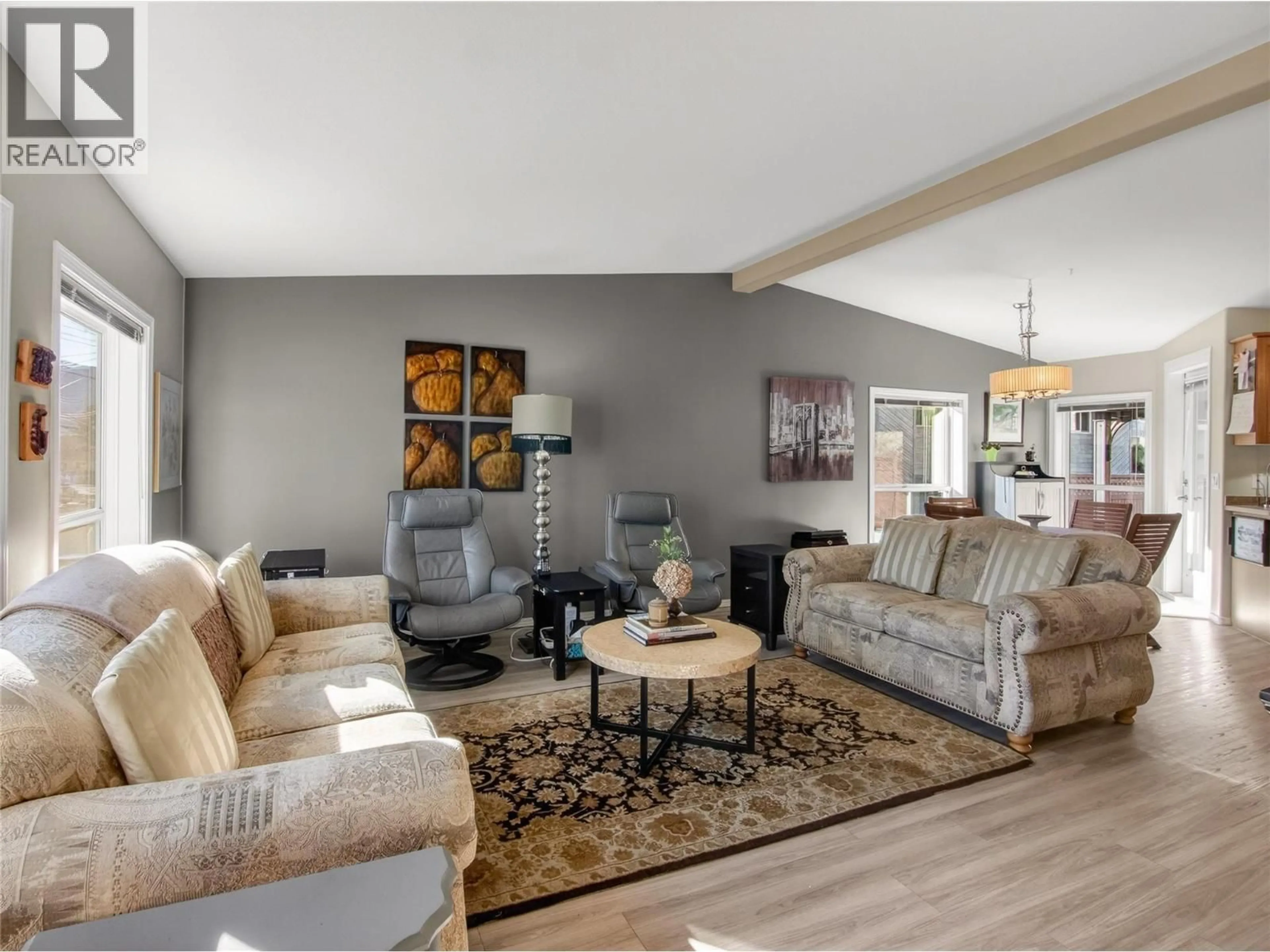 Living room with furniture, unknown for 797 ECKHARDT AVENUE EAST, Penticton British Columbia V2A2A5