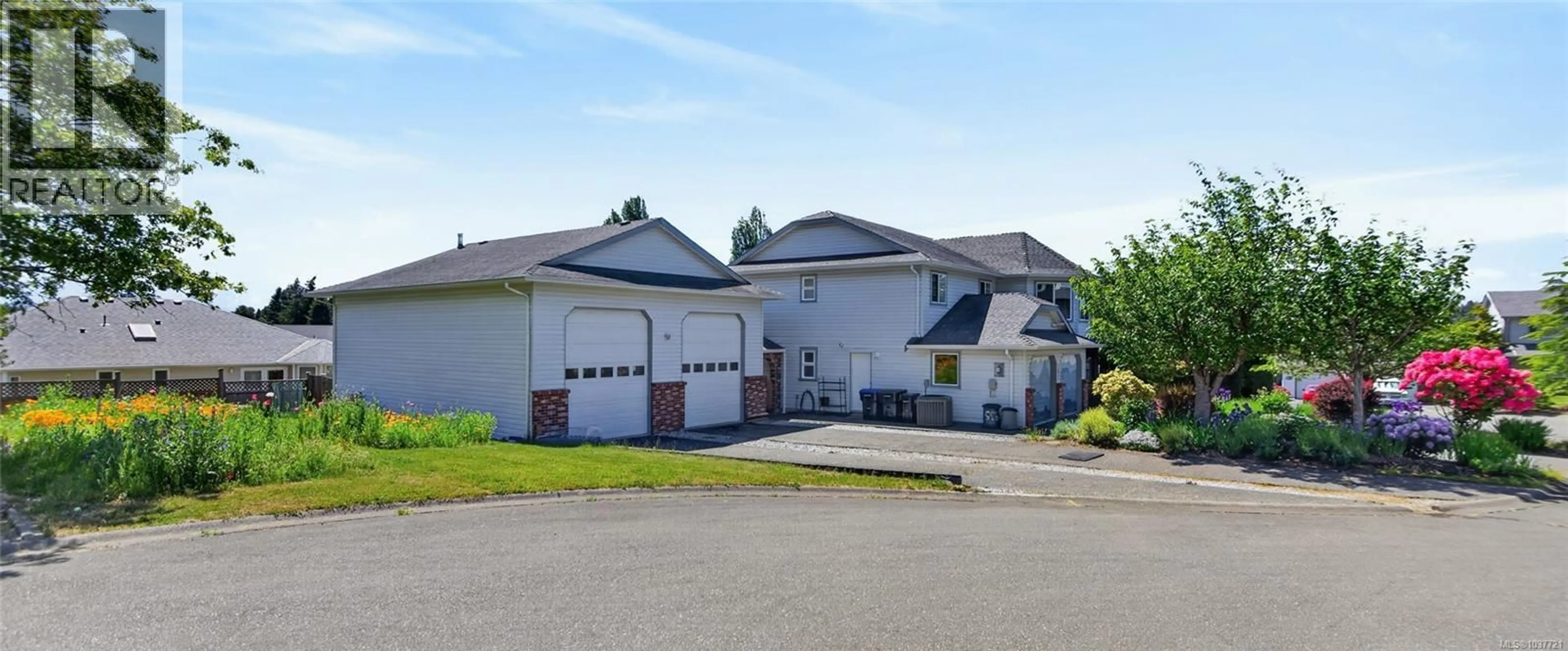 Unknown for 1425 SABRE COURT, Comox British Columbia V9M2X2