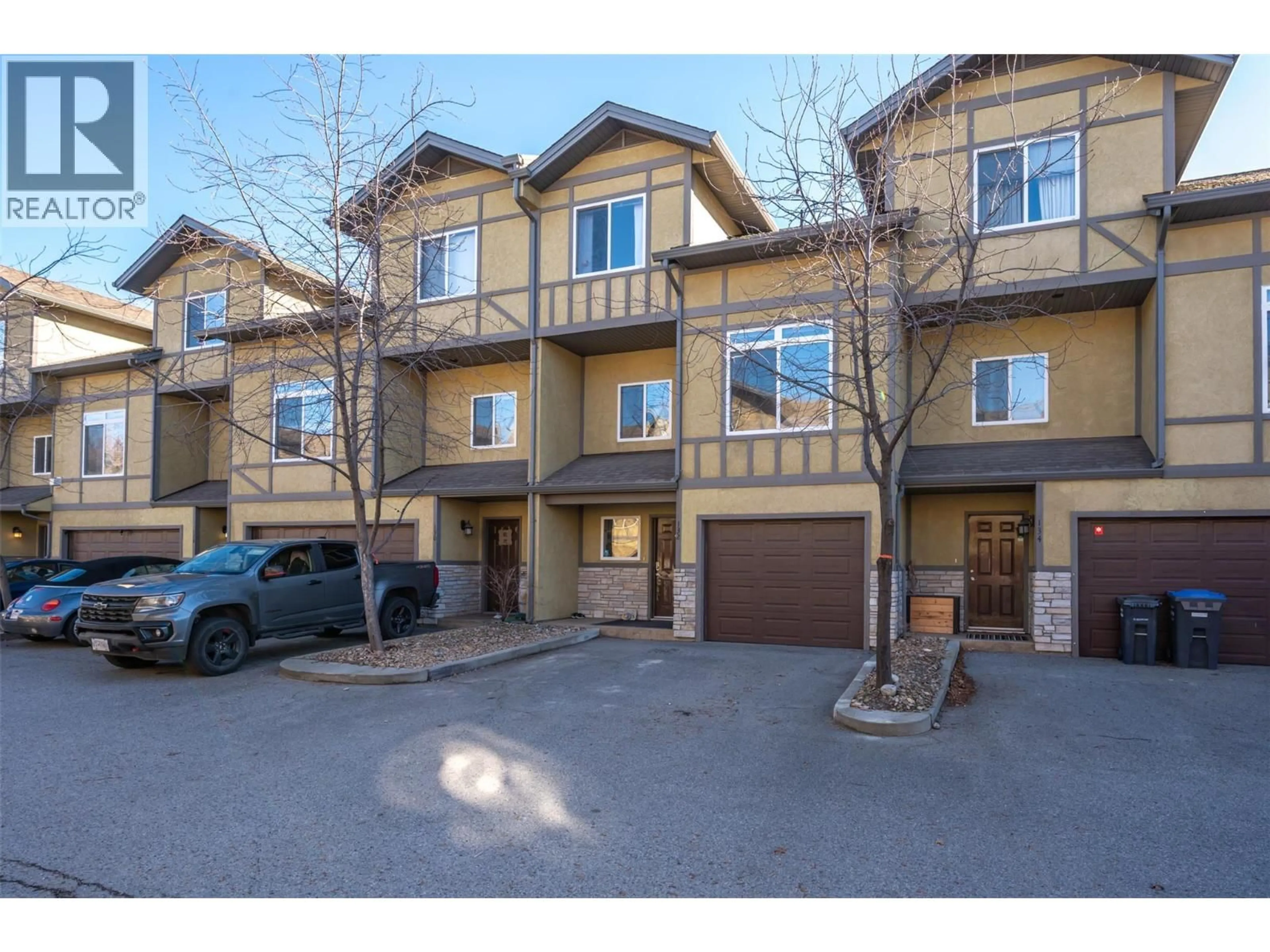 A pic from outside/outdoor area/front of a property/back of a property/a pic from drone, street for 132 - 48 GALT AVENUE, Penticton British Columbia V2A9C3