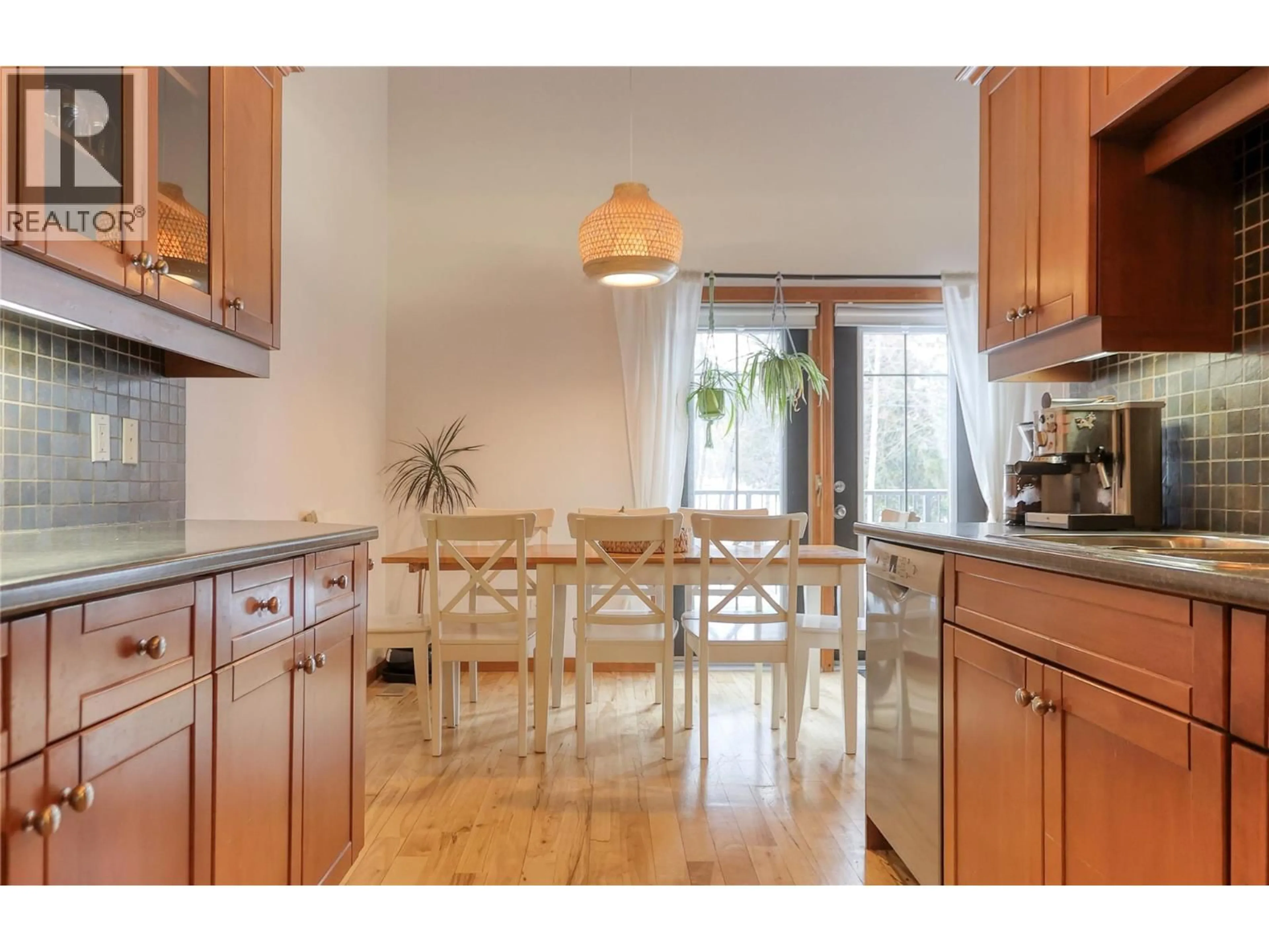 Open concept kitchen, unknown for 101 - 1901 CHOQUETTE AVENUE, Nelson British Columbia V1L7B8