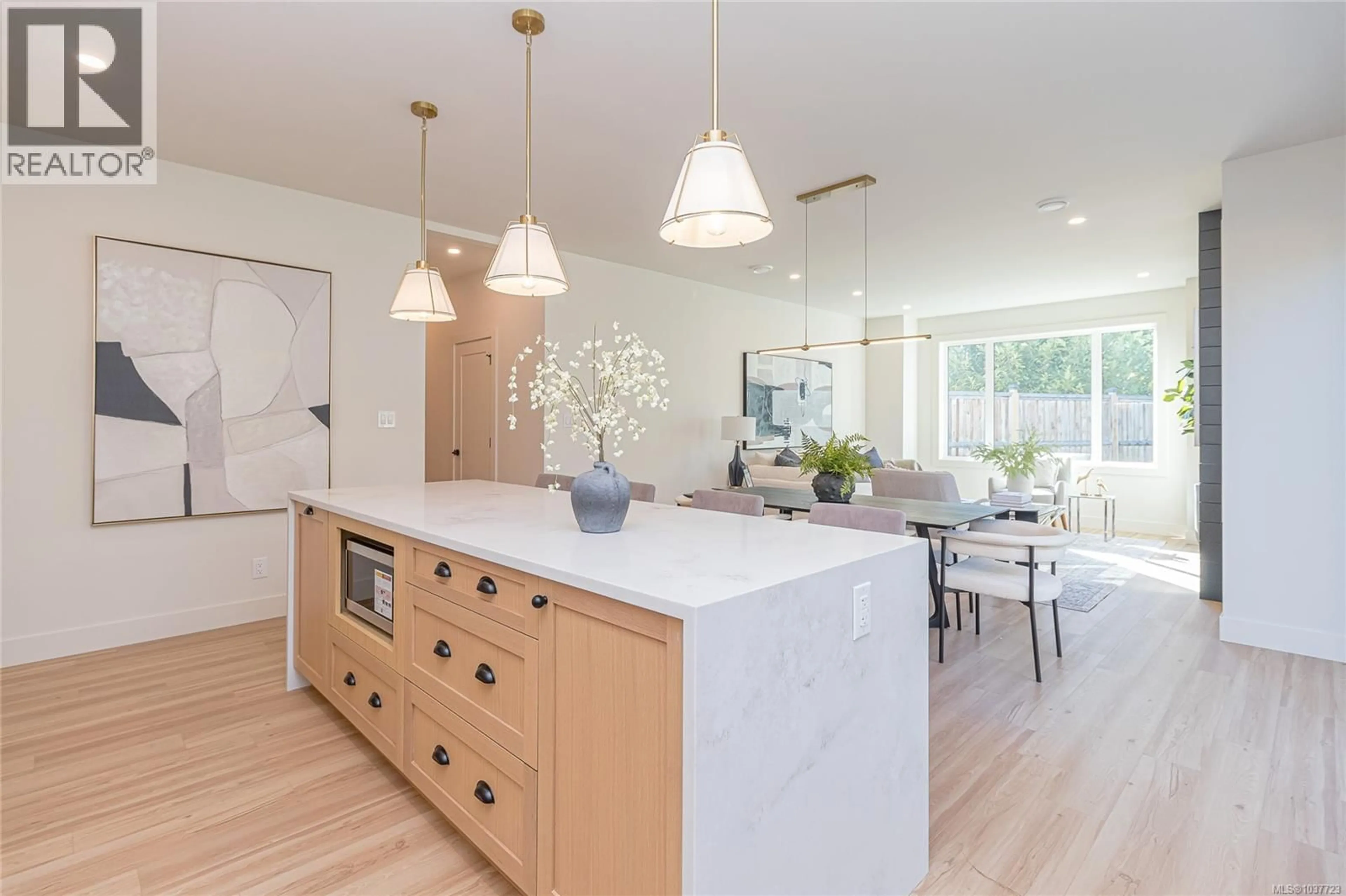 Open concept kitchen, unknown for 658 WISTERIA RIDGE, Langford British Columbia V9B3N4