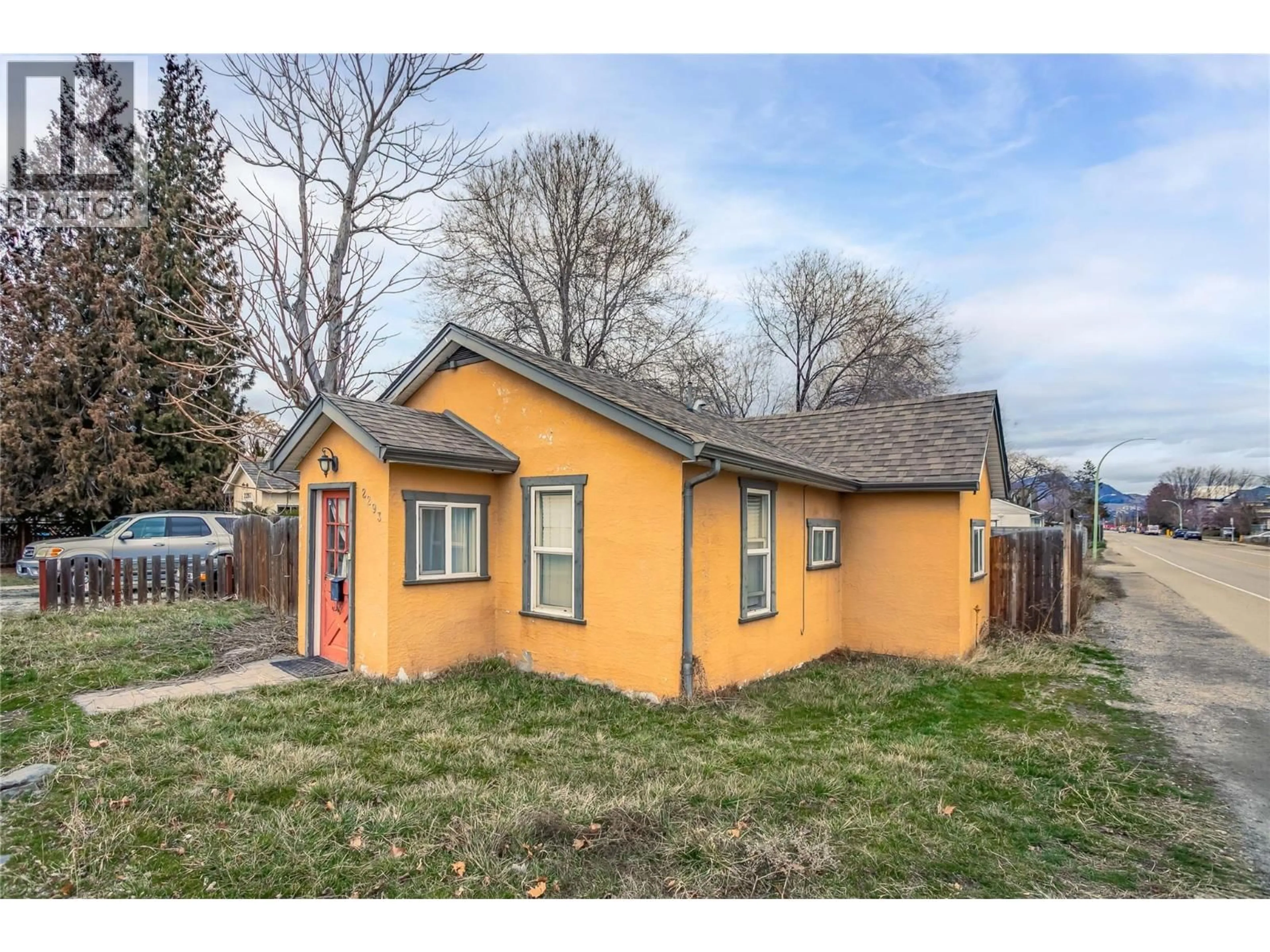 Shed for 2293 WOODLAWN STREET, Kelowna British Columbia V1Y2T1
