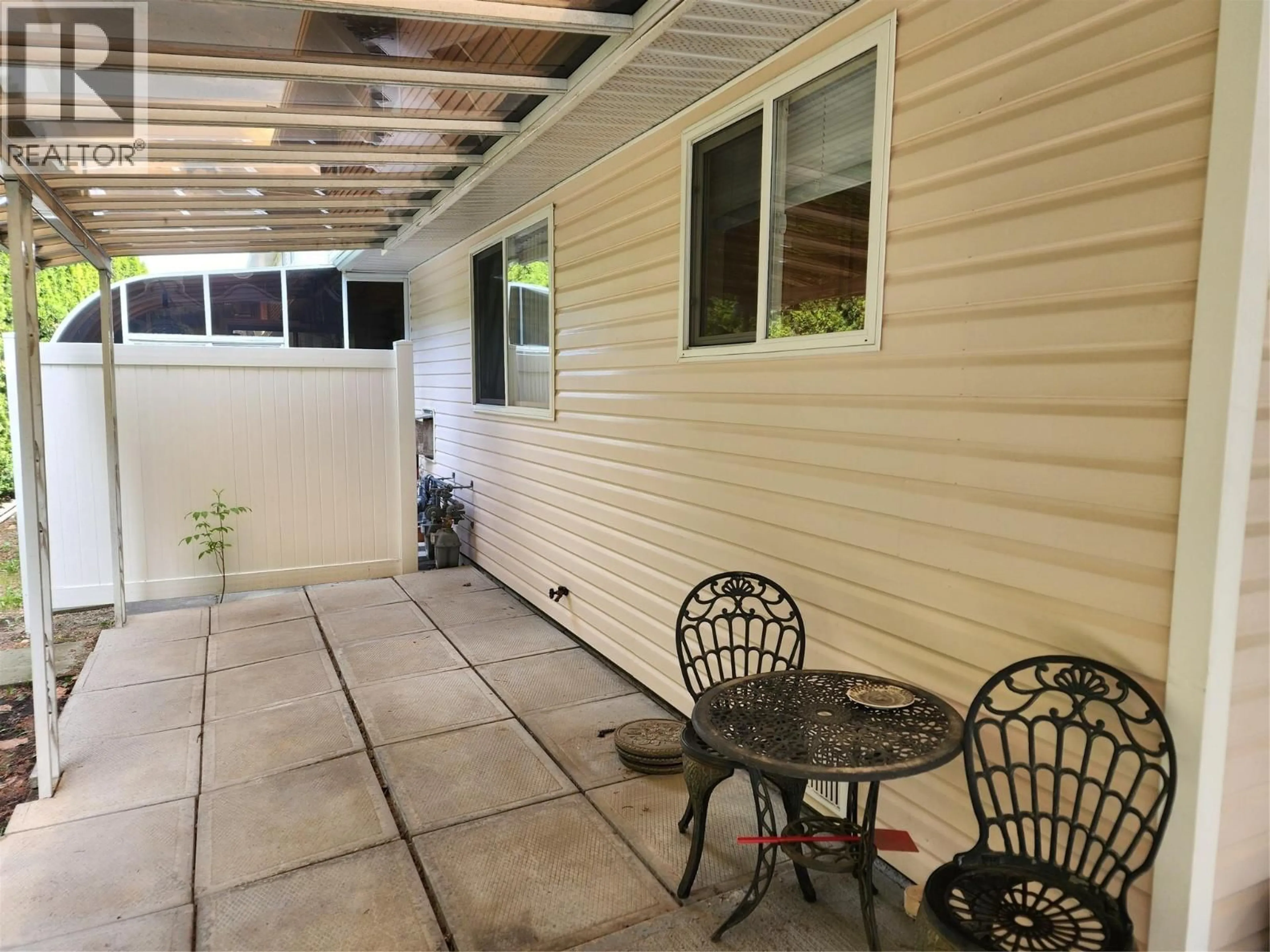 Patio, street for 101 - 870 10 STREET SOUTHWEST, Salmon Arm British Columbia V1E1L9