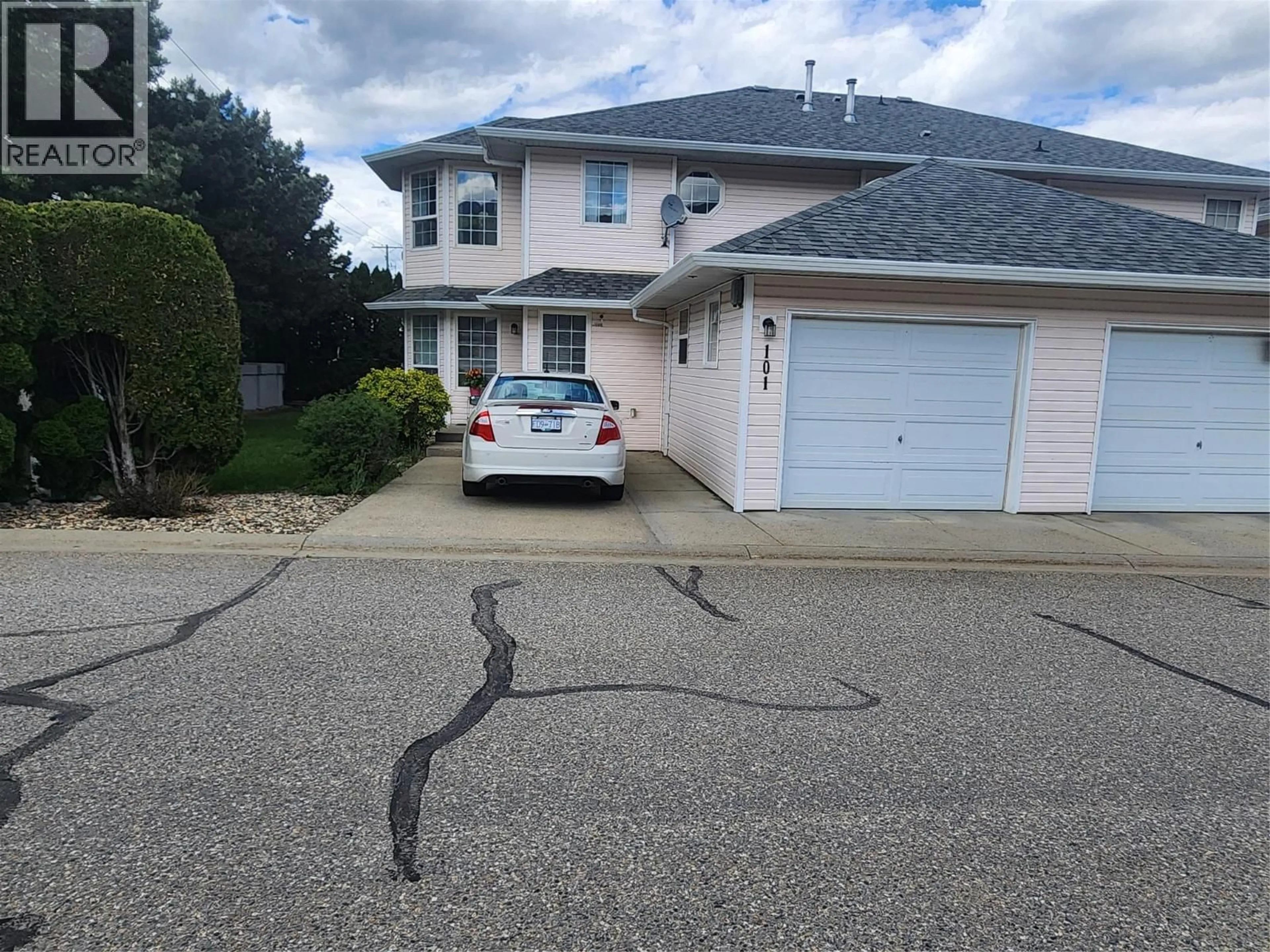 Unknown for 101 - 870 10 STREET SOUTHWEST, Salmon Arm British Columbia V1E1L9