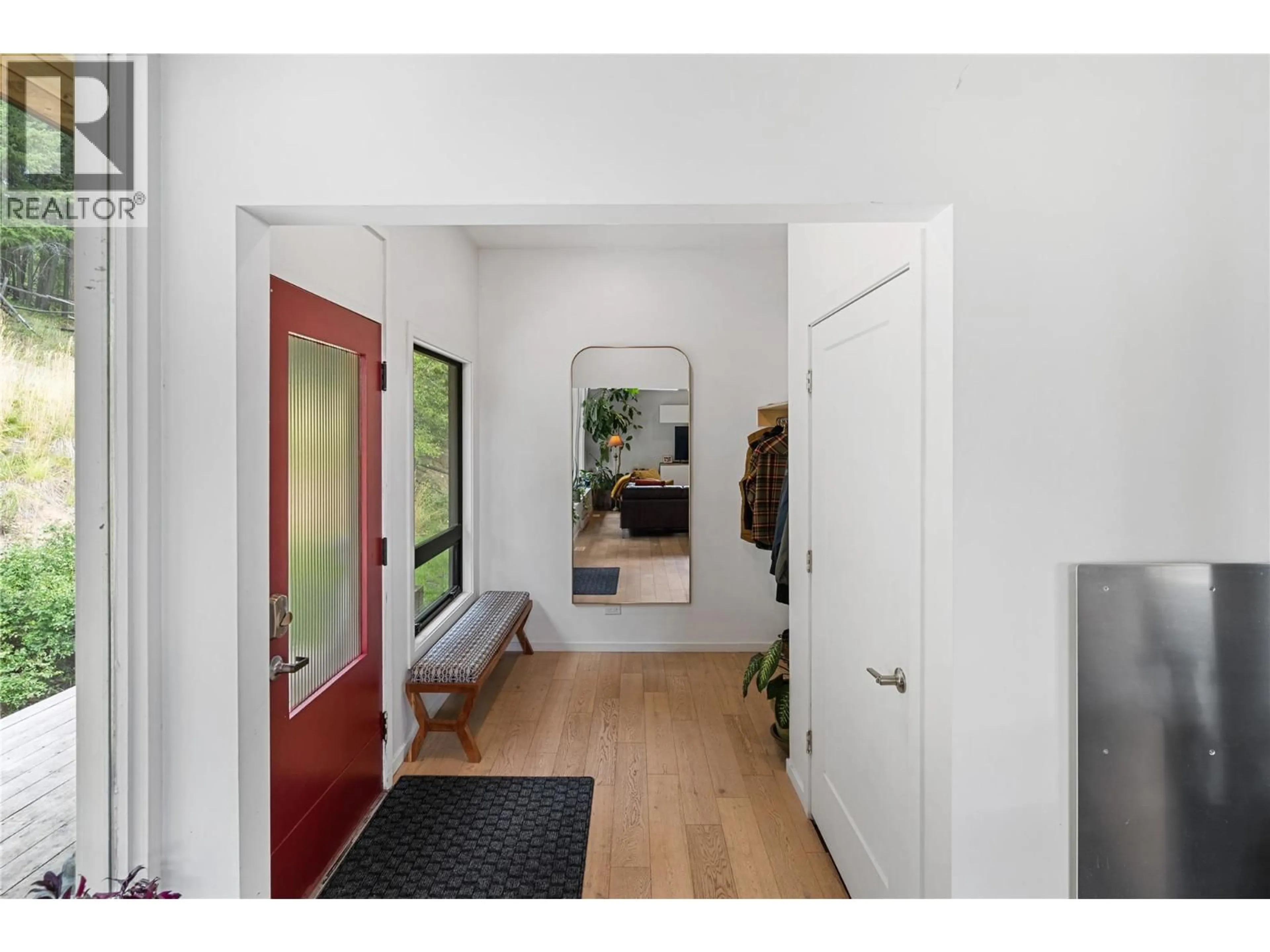 Indoor entryway for 8250 SUN VALLEY ROAD, Joe Rich British Columbia V1P1J3