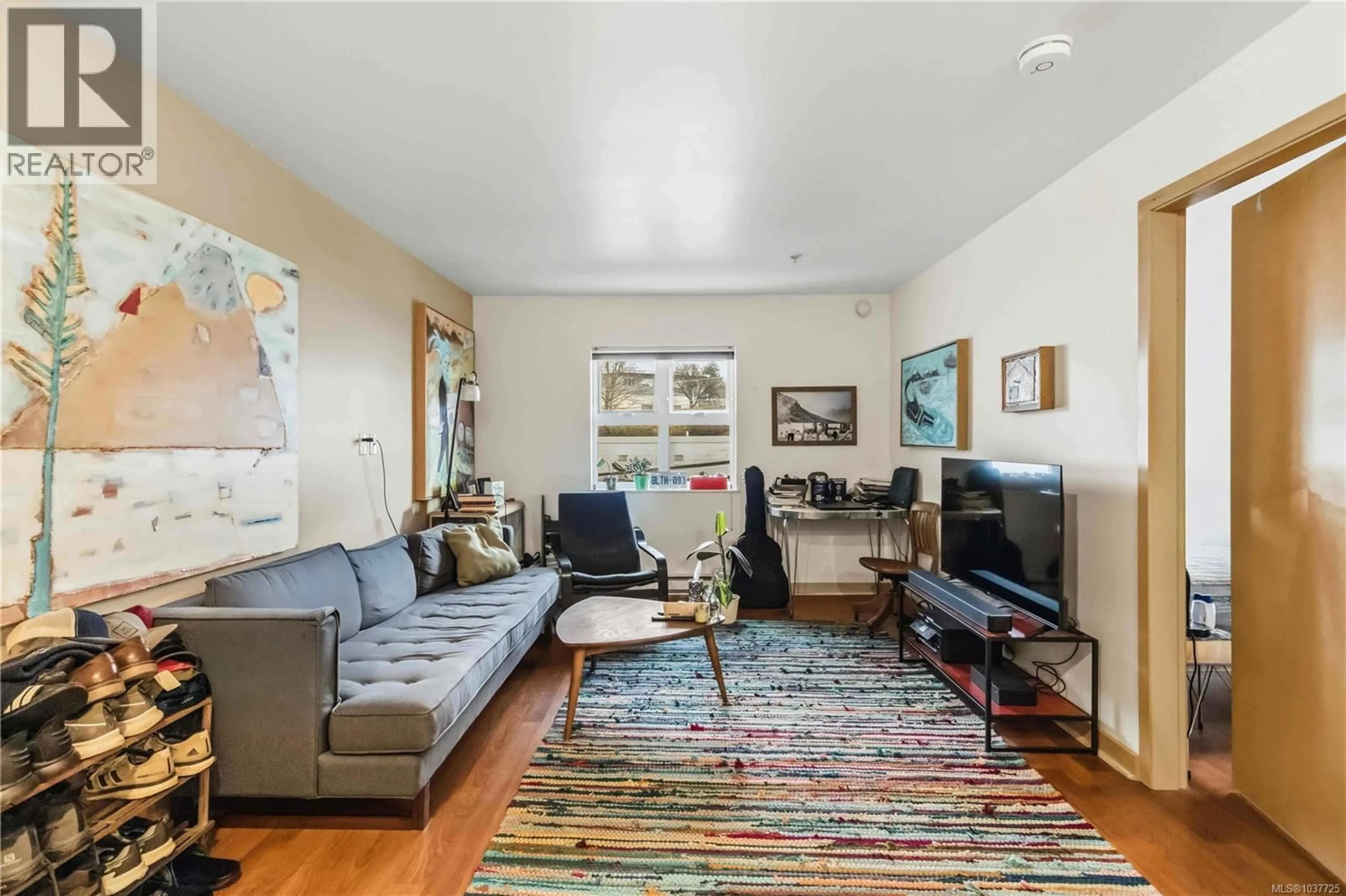 Living room with furniture, unknown for 304 - 787 TYEE ROAD, Victoria British Columbia V9A7R5