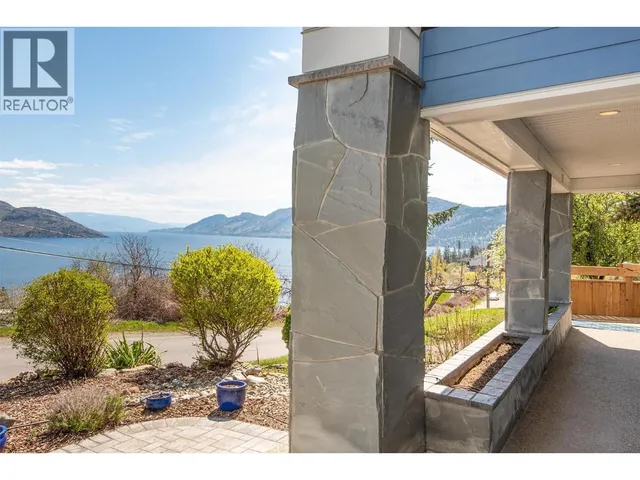 6148 LIPSETT AVENUE, Peachland 5