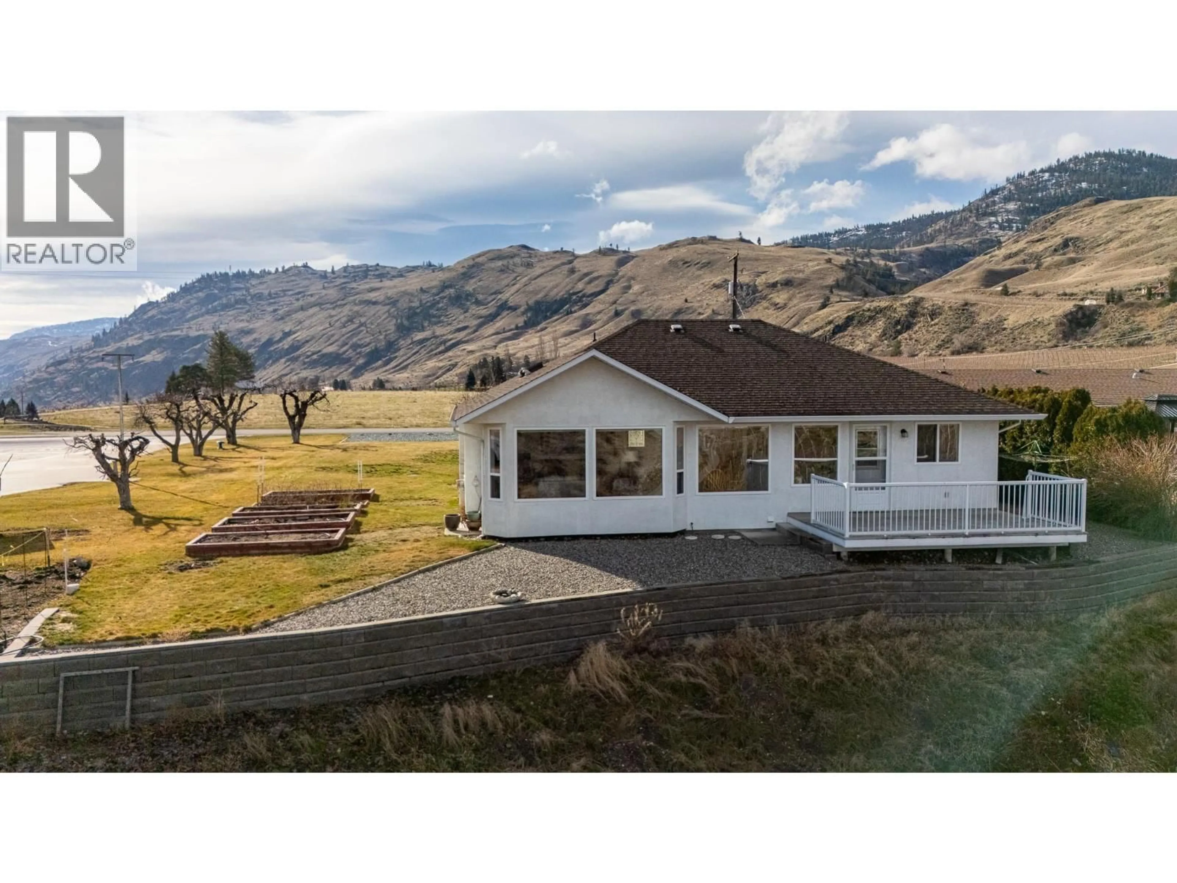 A pic from outside/outdoor area/front of a property/back of a property/a pic from drone, mountain view for 626 PONDEROSA ROAD, Oliver British Columbia V0H1T1