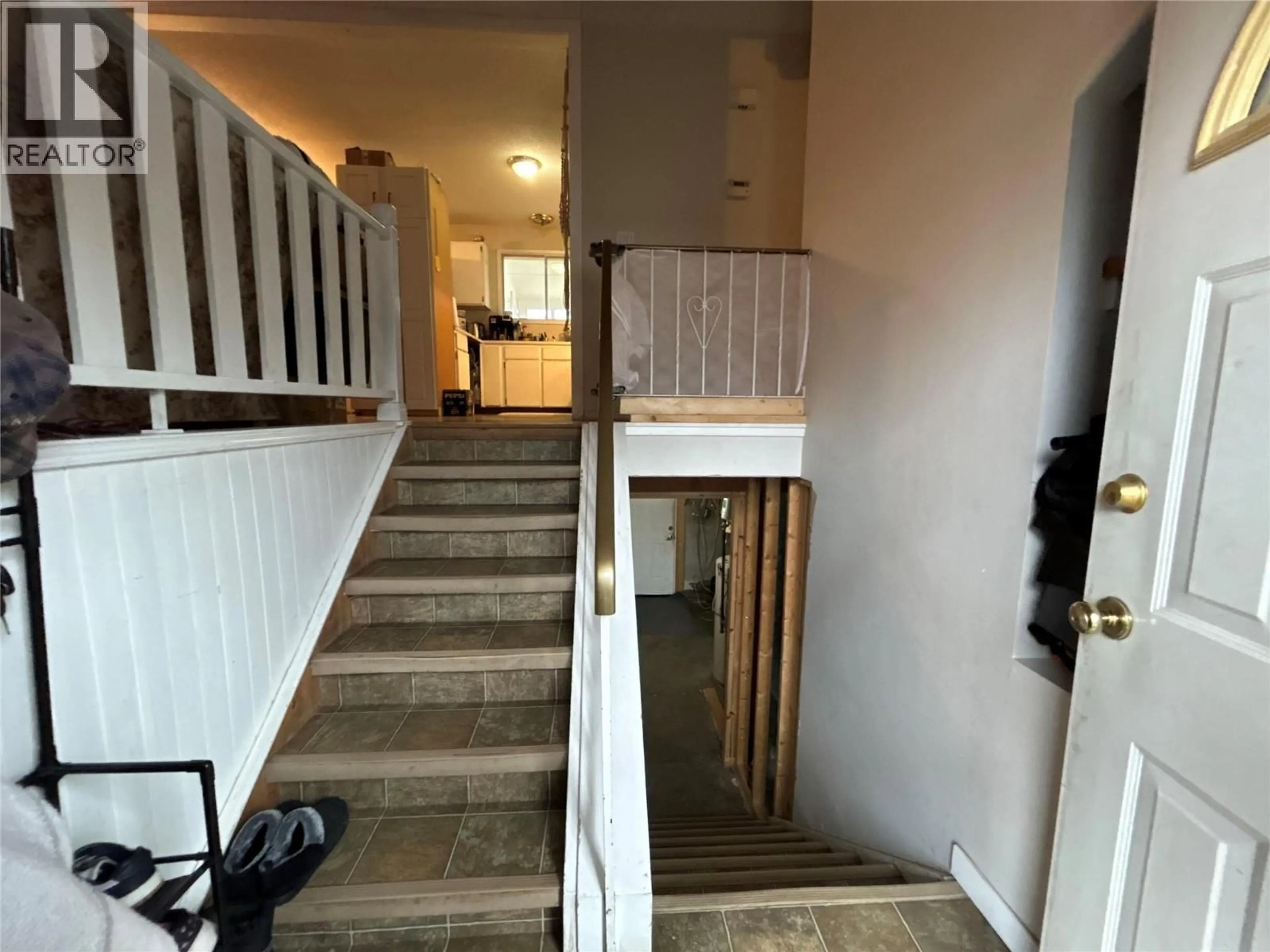 Unknown for 3060 SPRINGFIELD ROAD, Kelowna British Columbia V1X1A5