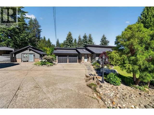 2829 MARINE DRIVE, Blind Bay 2
