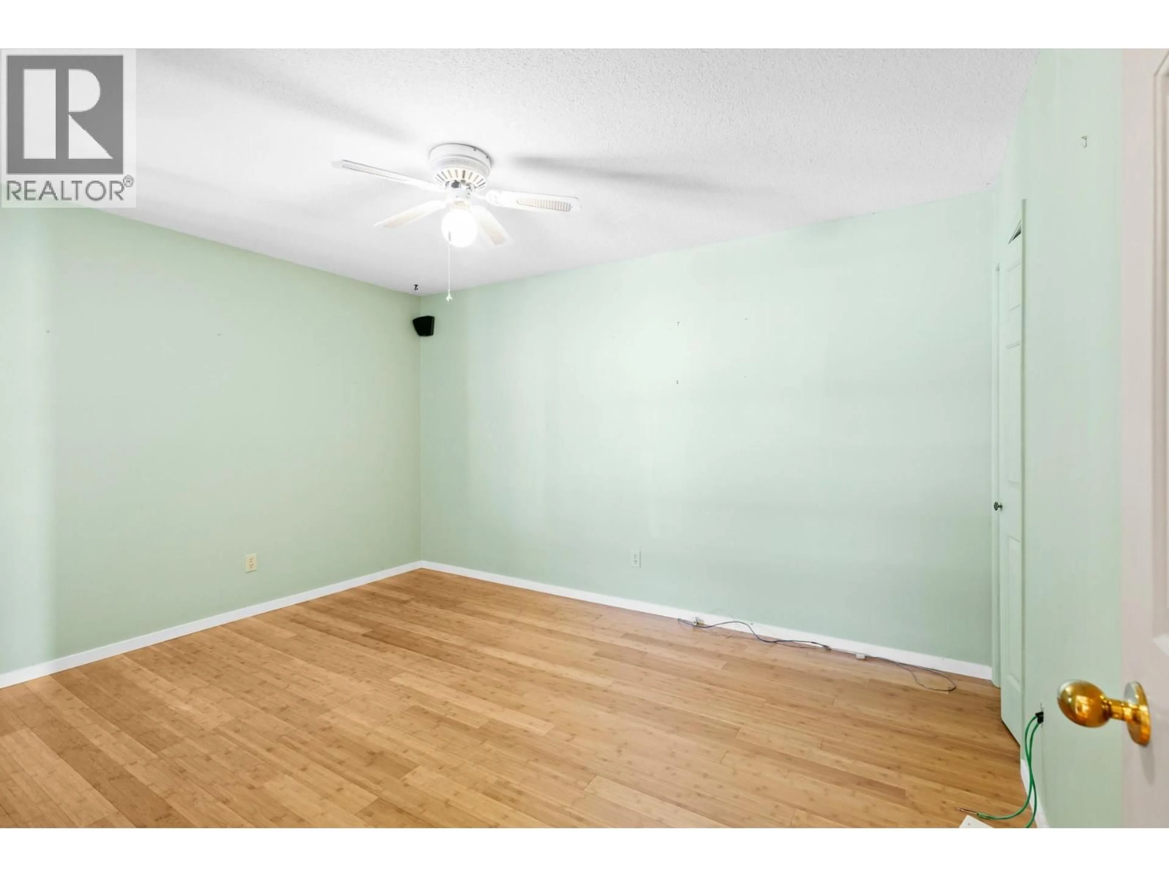 A pic of a room for 129 - 1765 LECKIE ROAD, Kelowna British Columbia V1X6X5