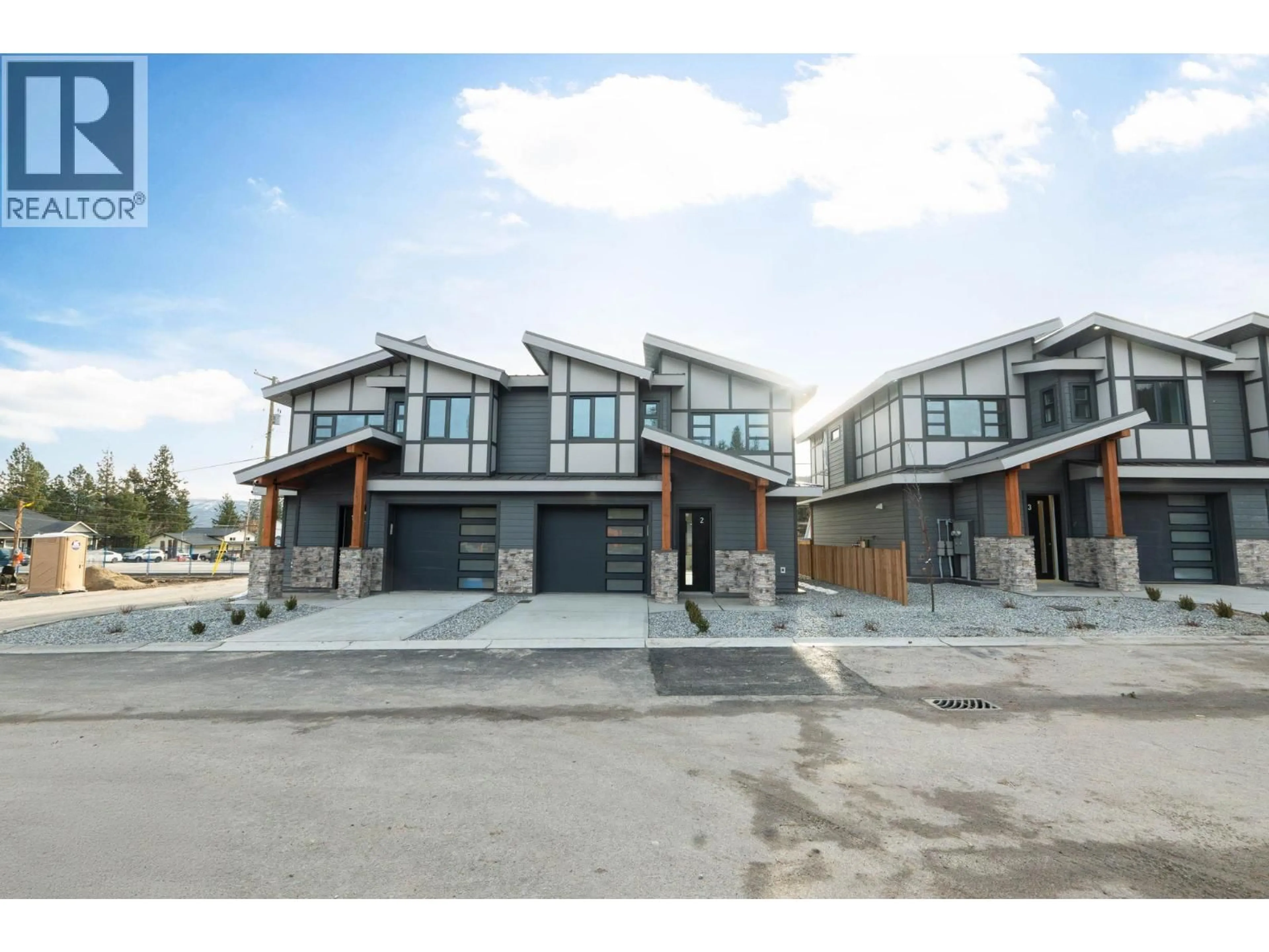 Unknown for 2 - 3210 SALMON ROAD, West Kelowna British Columbia V4T1A7