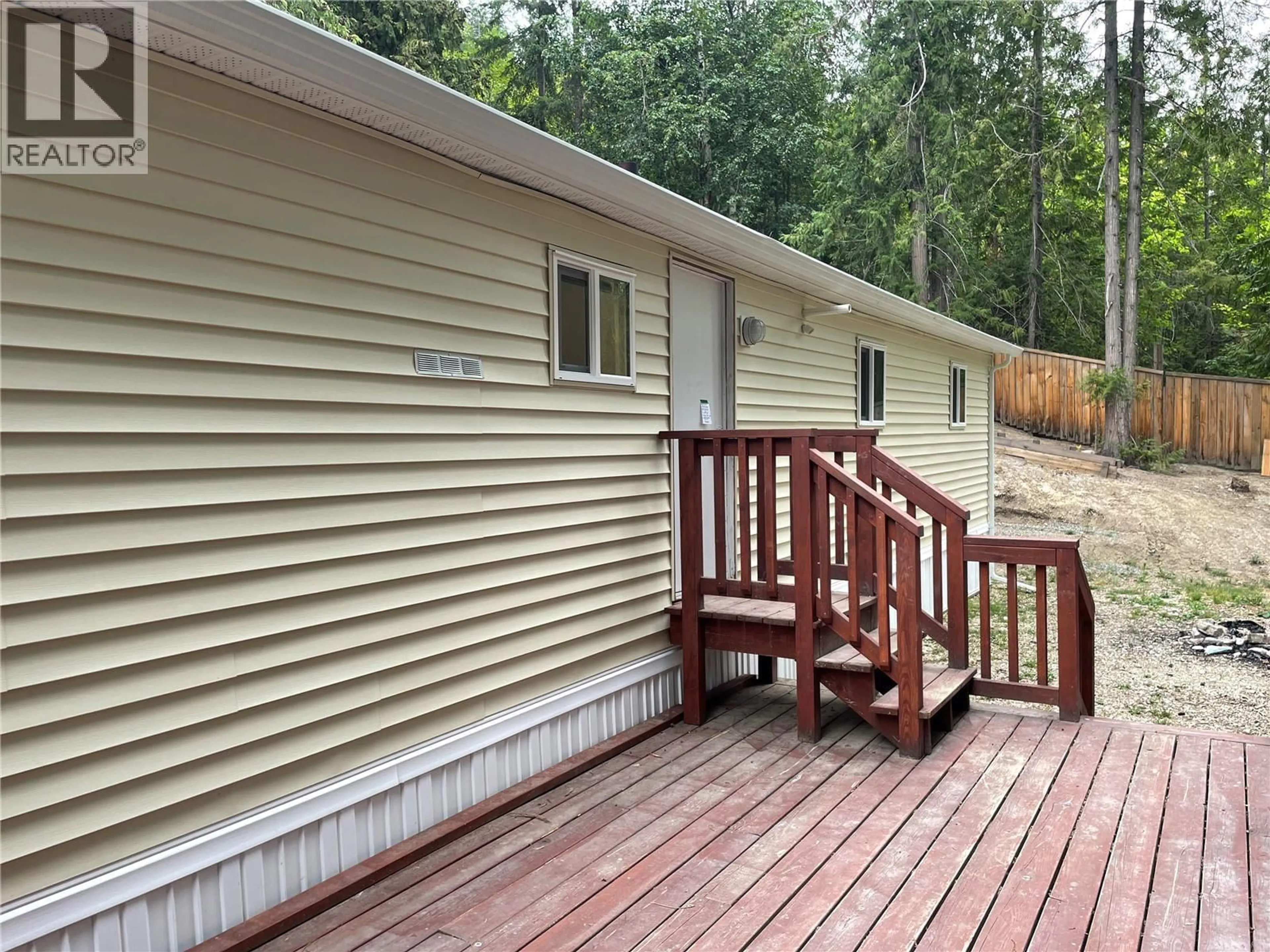 Home with vinyl exterior material, unknown for 14 - 2036 SOLSQUA-SICAMOUS ROAD, Sicamous British Columbia V0E2V4