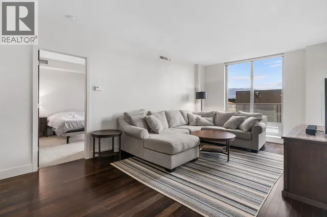 303 - 2040 SPRINGFIELD ROAD, Kelowna 3