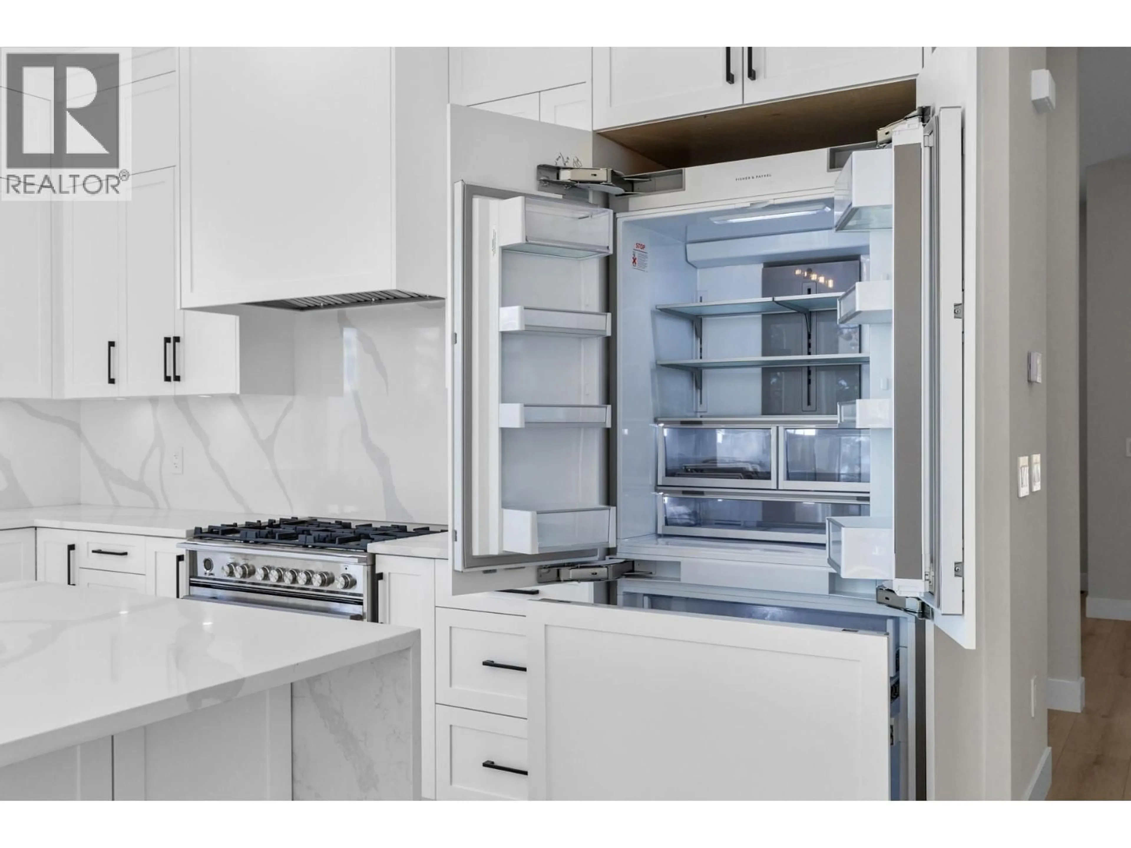 Contemporary kitchen, ceramic/tile floor for 6052 GERRIE ROAD, Peachland British Columbia V0H1X4