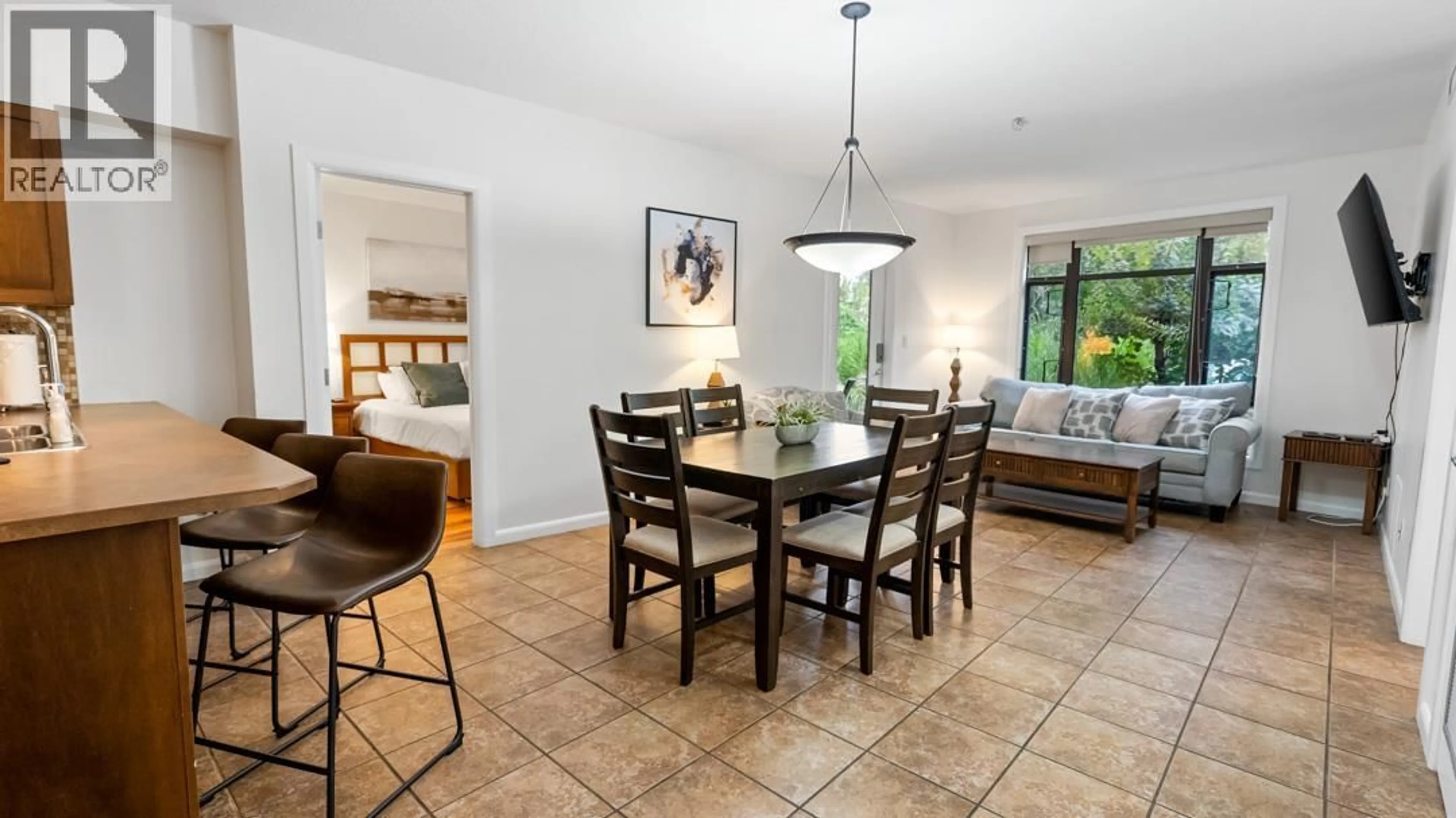 Dining room, ceramic/tile floor for 153 - 654 COOK ROAD, Kelowna British Columbia V1W3G7