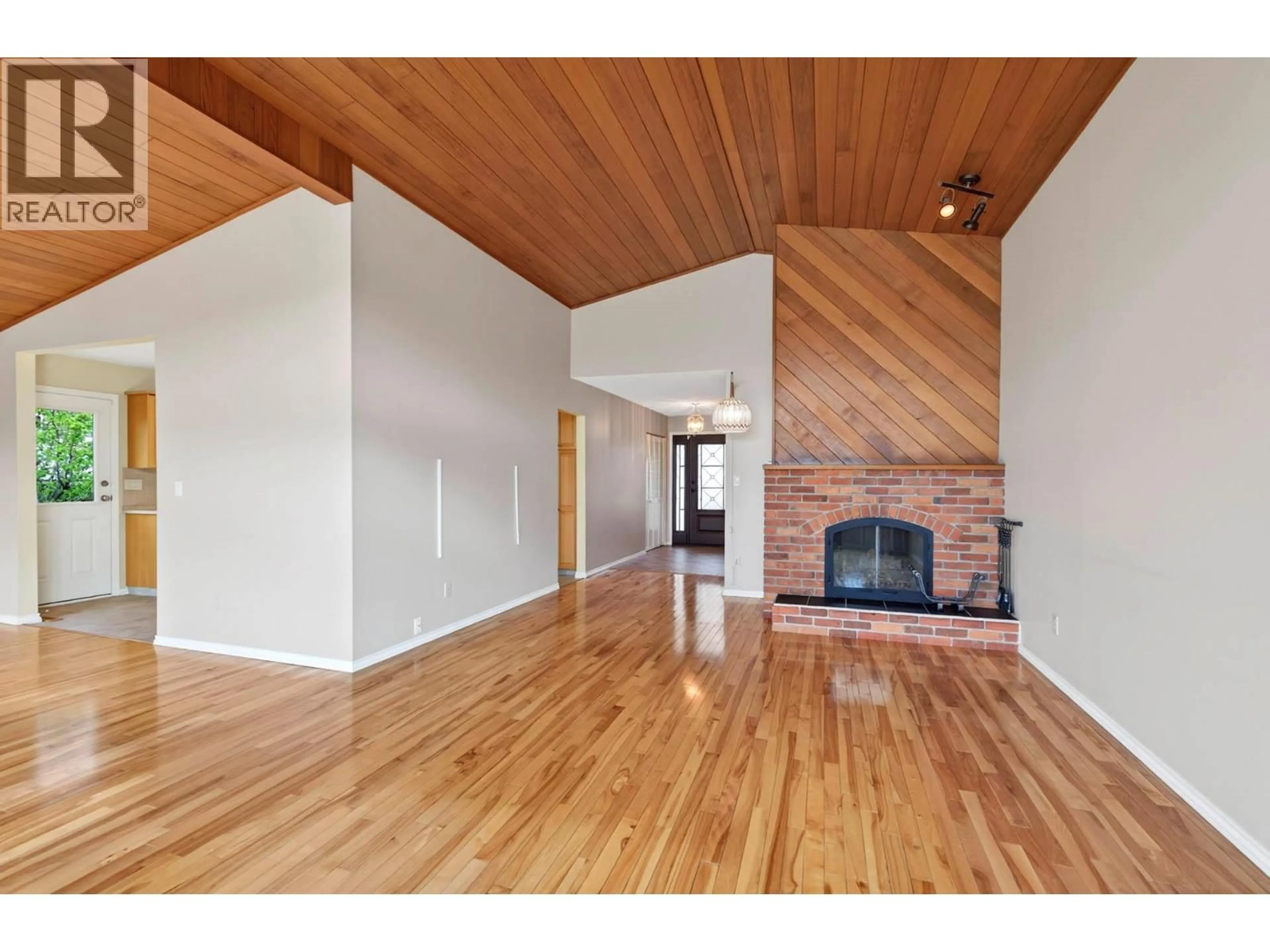 Unknown for 39 WHITESHIELD CRESCENT SOUTH, Kamloops British Columbia V2E1P3