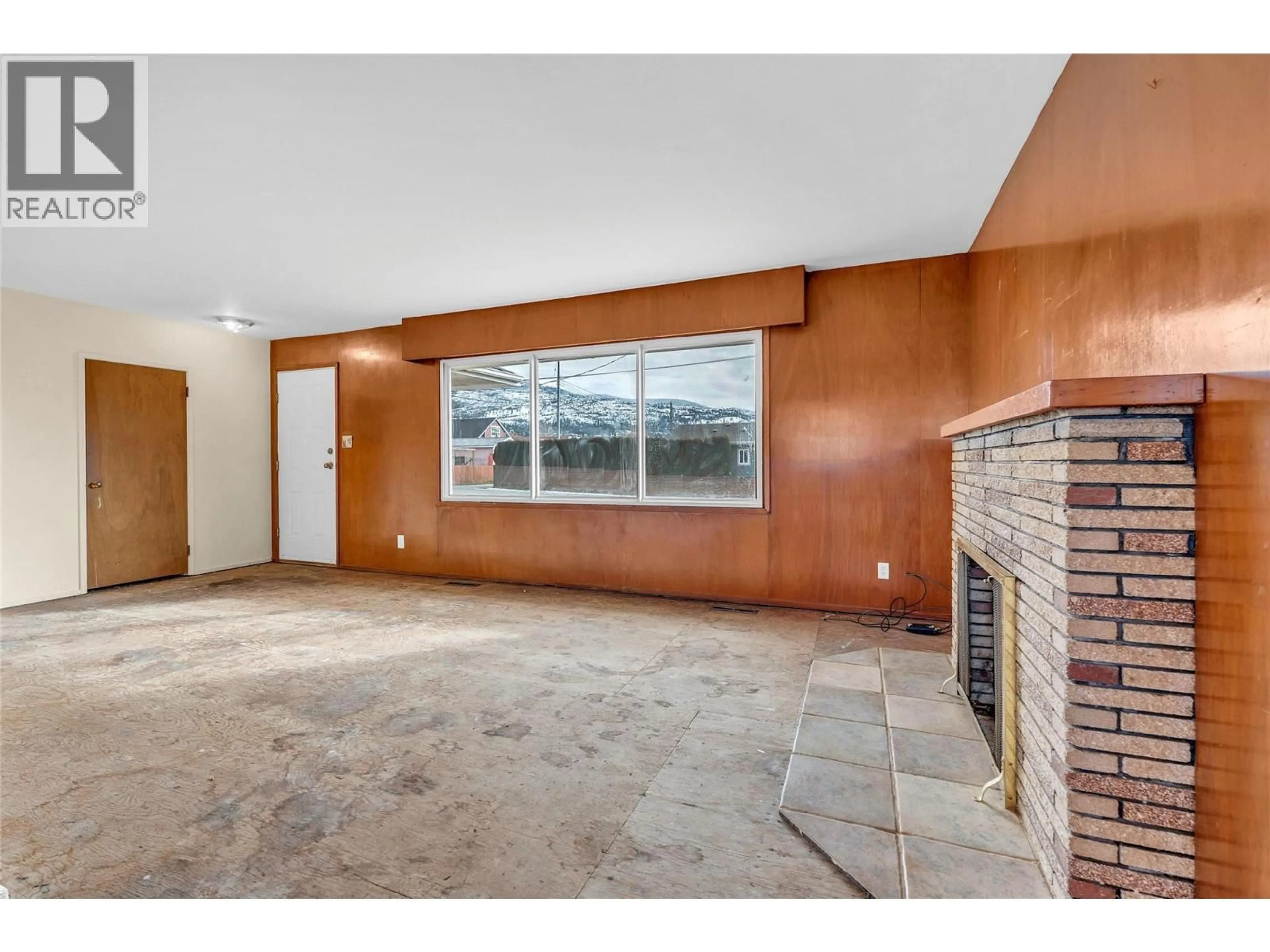 Unknown for 711 NELSON AVENUE, Penticton British Columbia V2A6J7