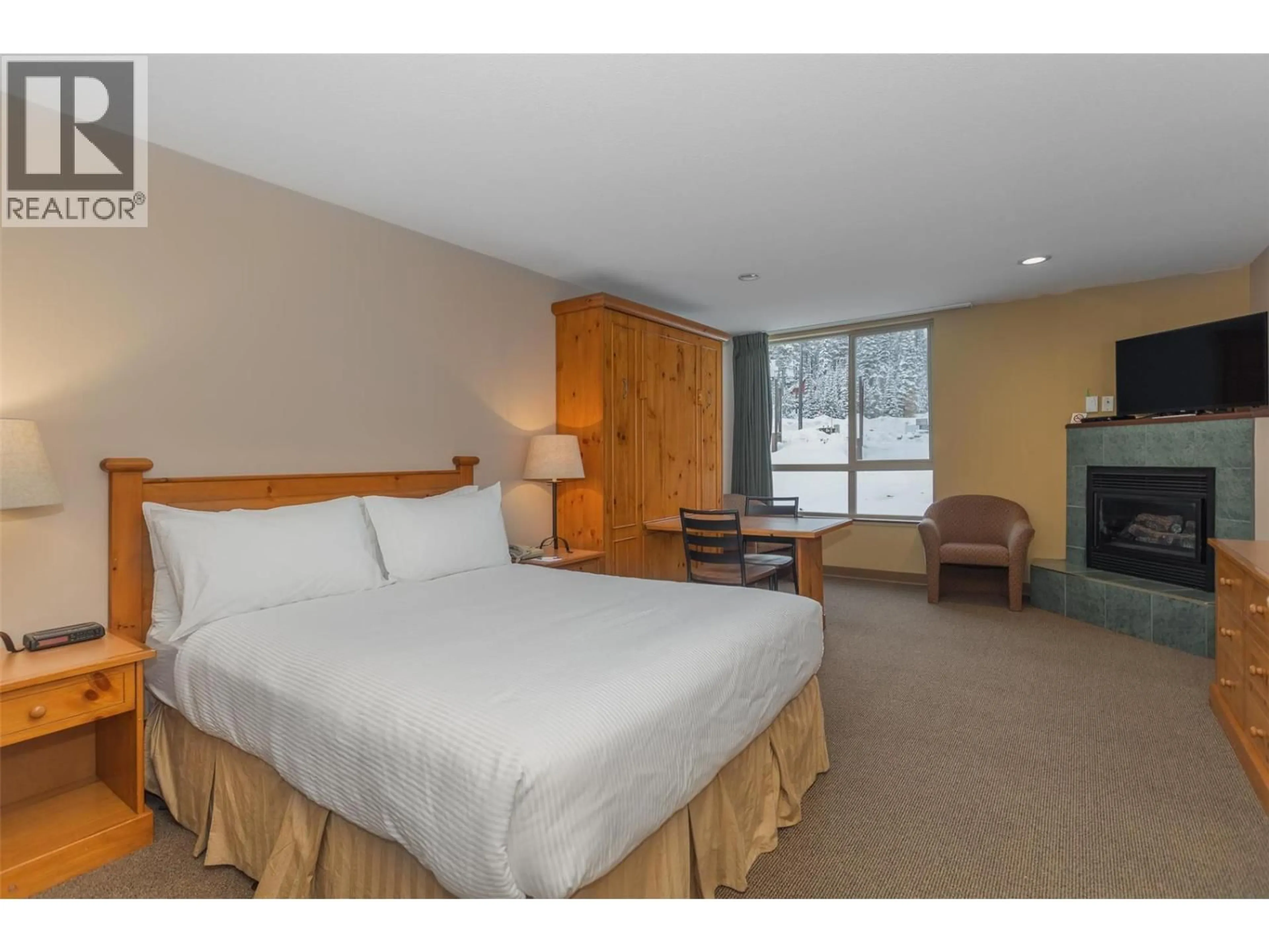 A pic of a room for 203 - 5340 BIG WHITE ROAD, Big White British Columbia V1P1P3