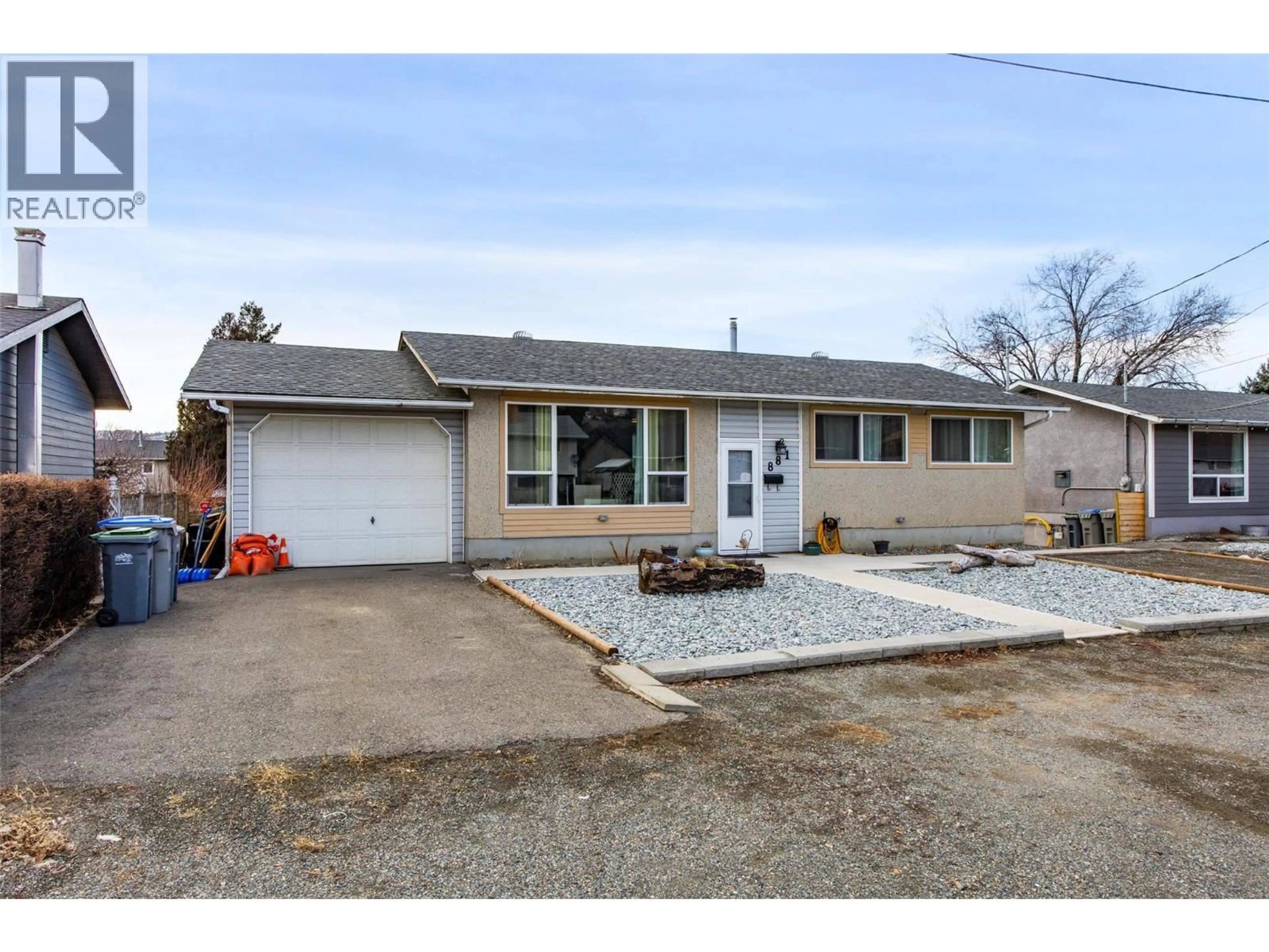 Unknown for 881 PEMBROKE AVENUE, Kamloops British Columbia V2B1Z2