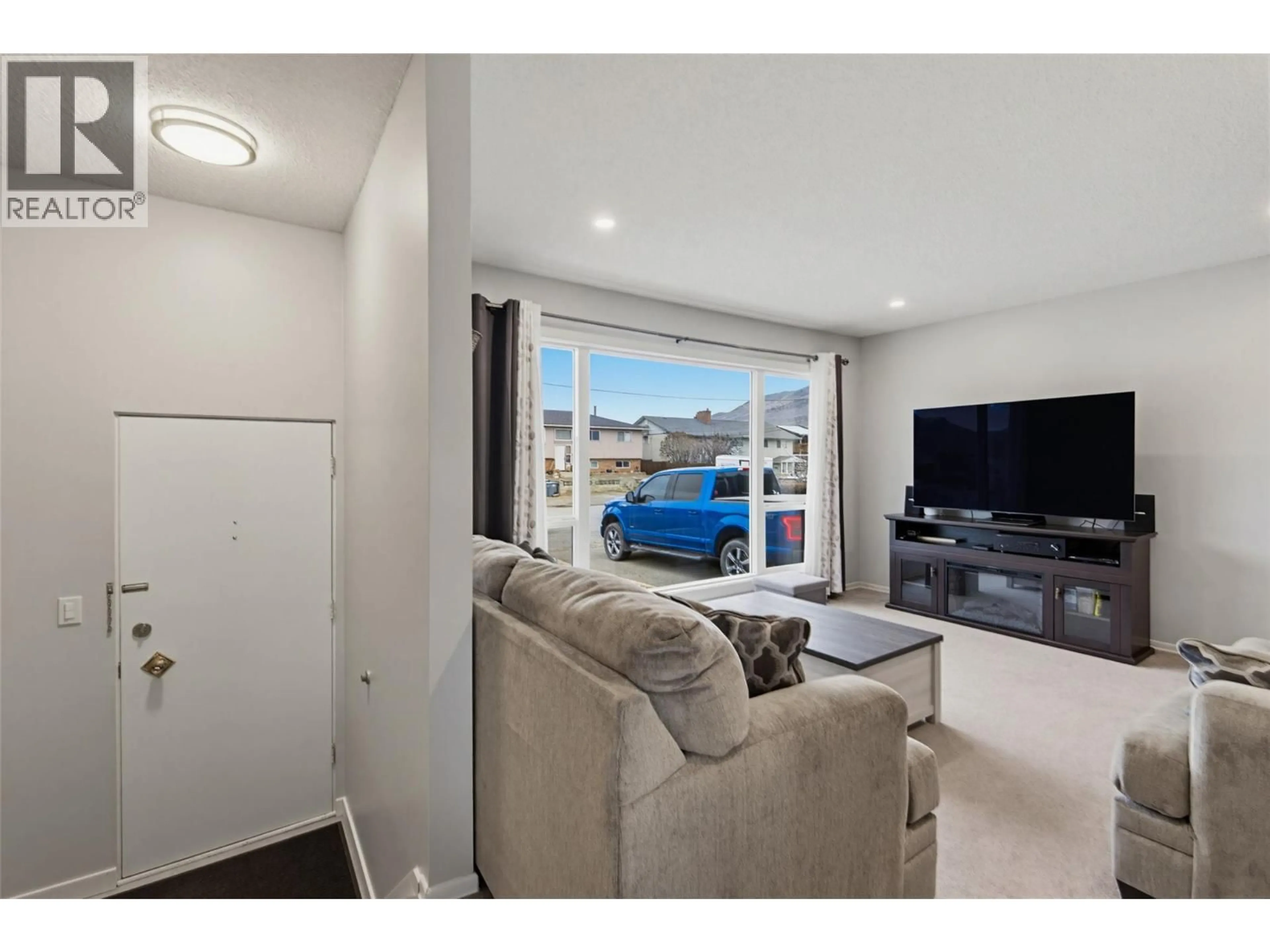 Unknown for 881 PEMBROKE AVENUE, Kamloops British Columbia V2B1Z2