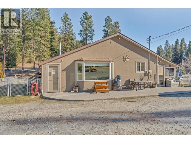 5615 SIMPSON ROAD, Summerland 2