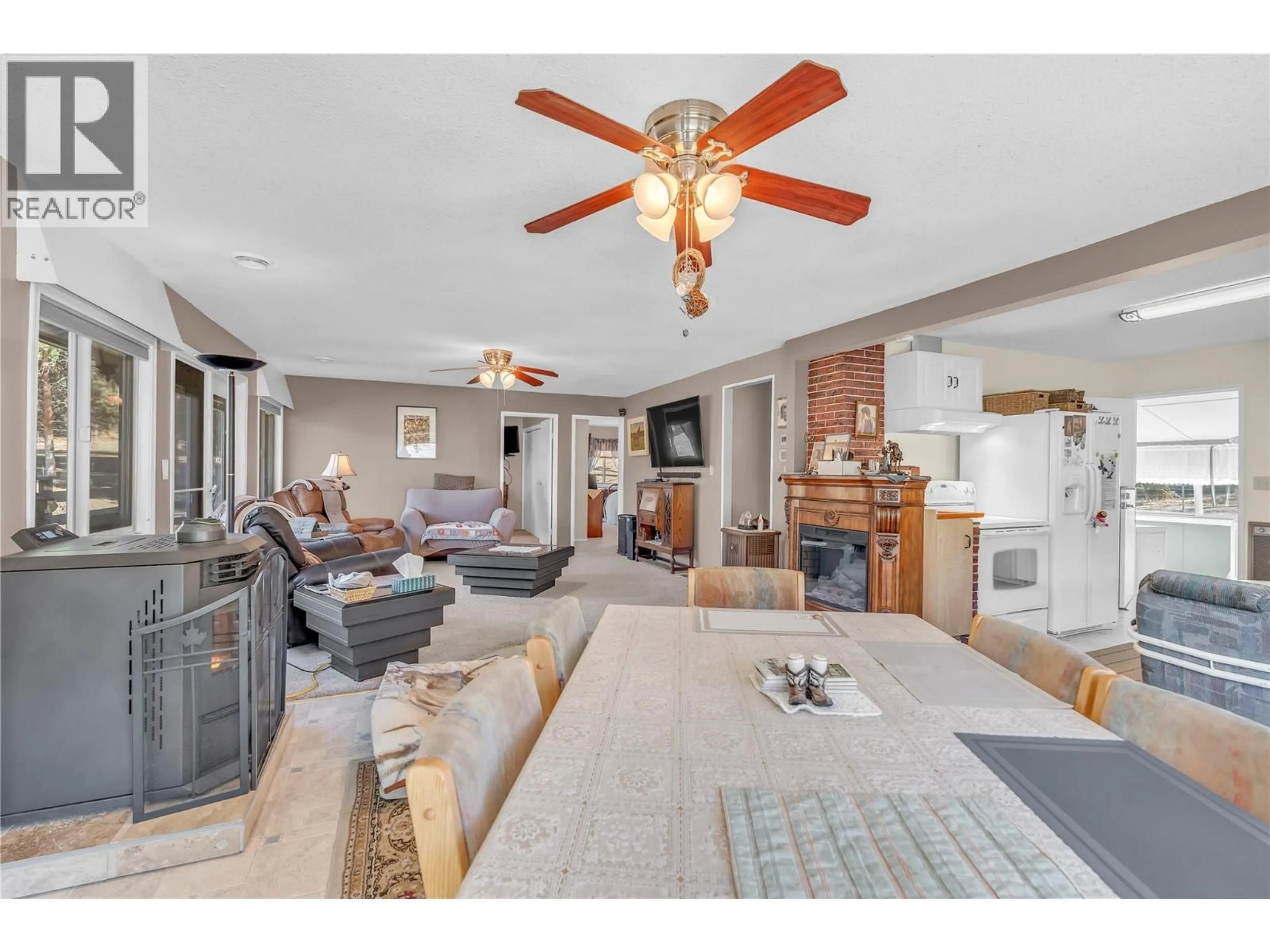 Open concept kitchen, unknown for 5615 SIMPSON ROAD, Summerland British Columbia V0H1Z2